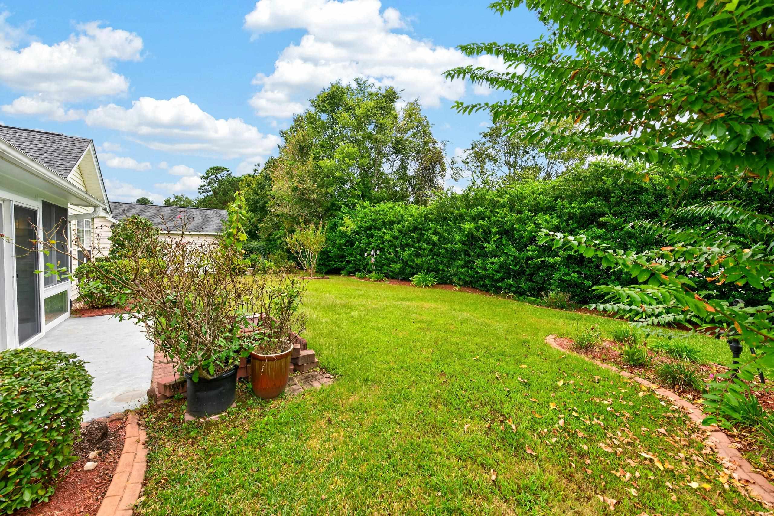 1076 Vestry Dr. Property Photo 48