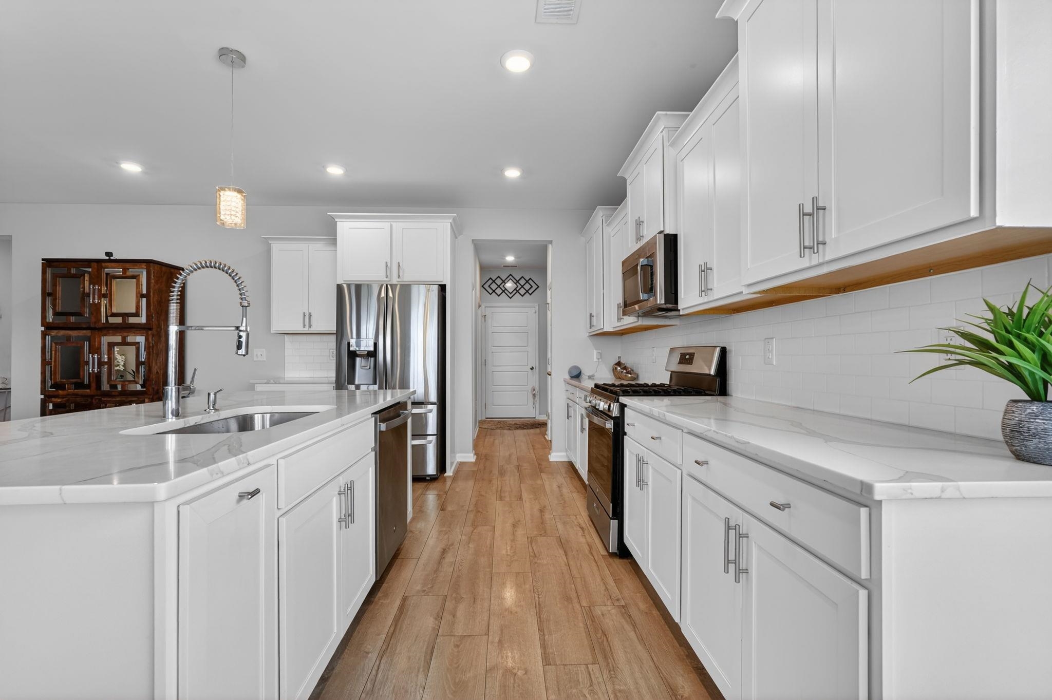 3045 Sistine St. Property Photo 13