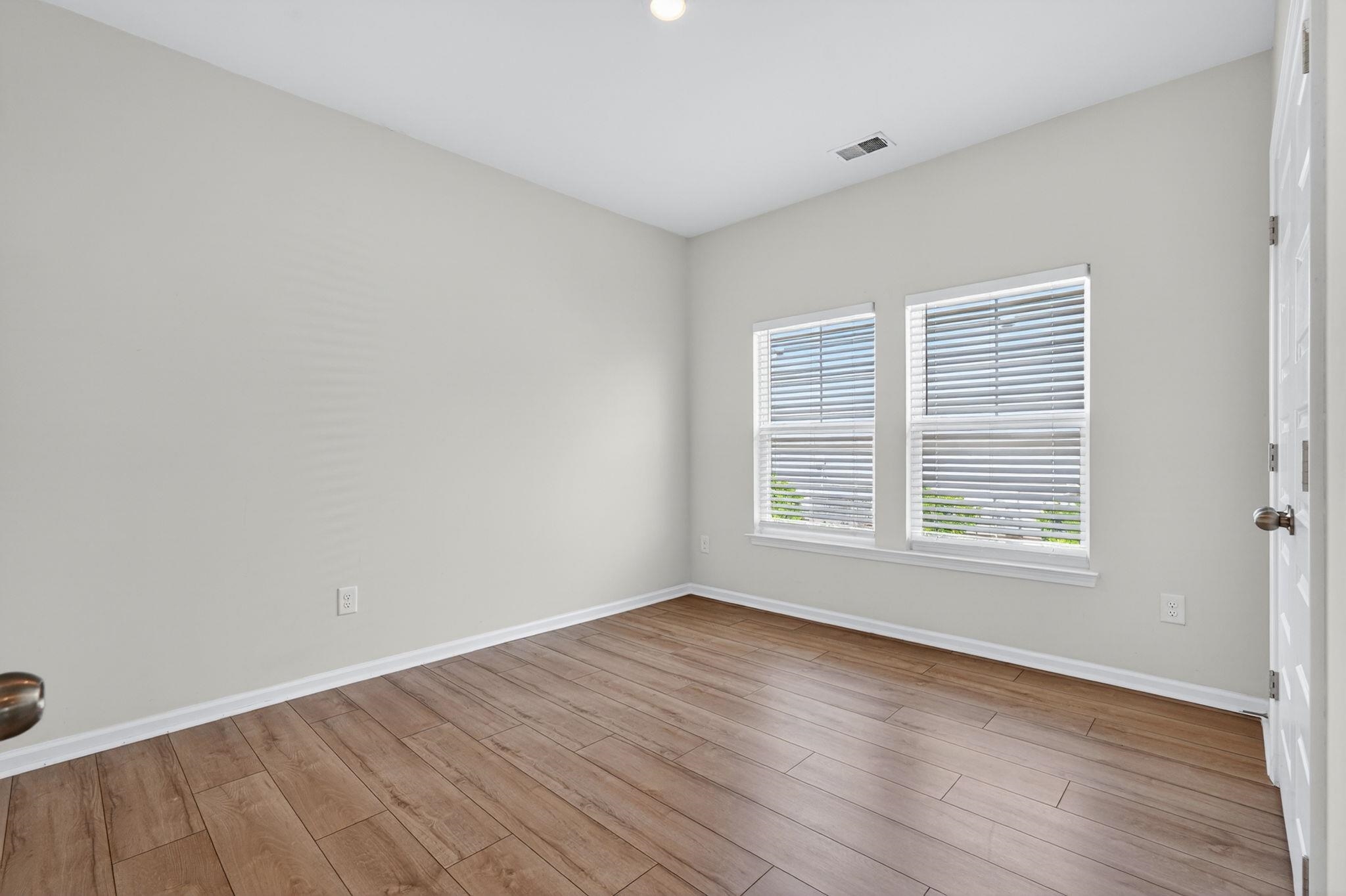 3045 Sistine St. Property Photo 27