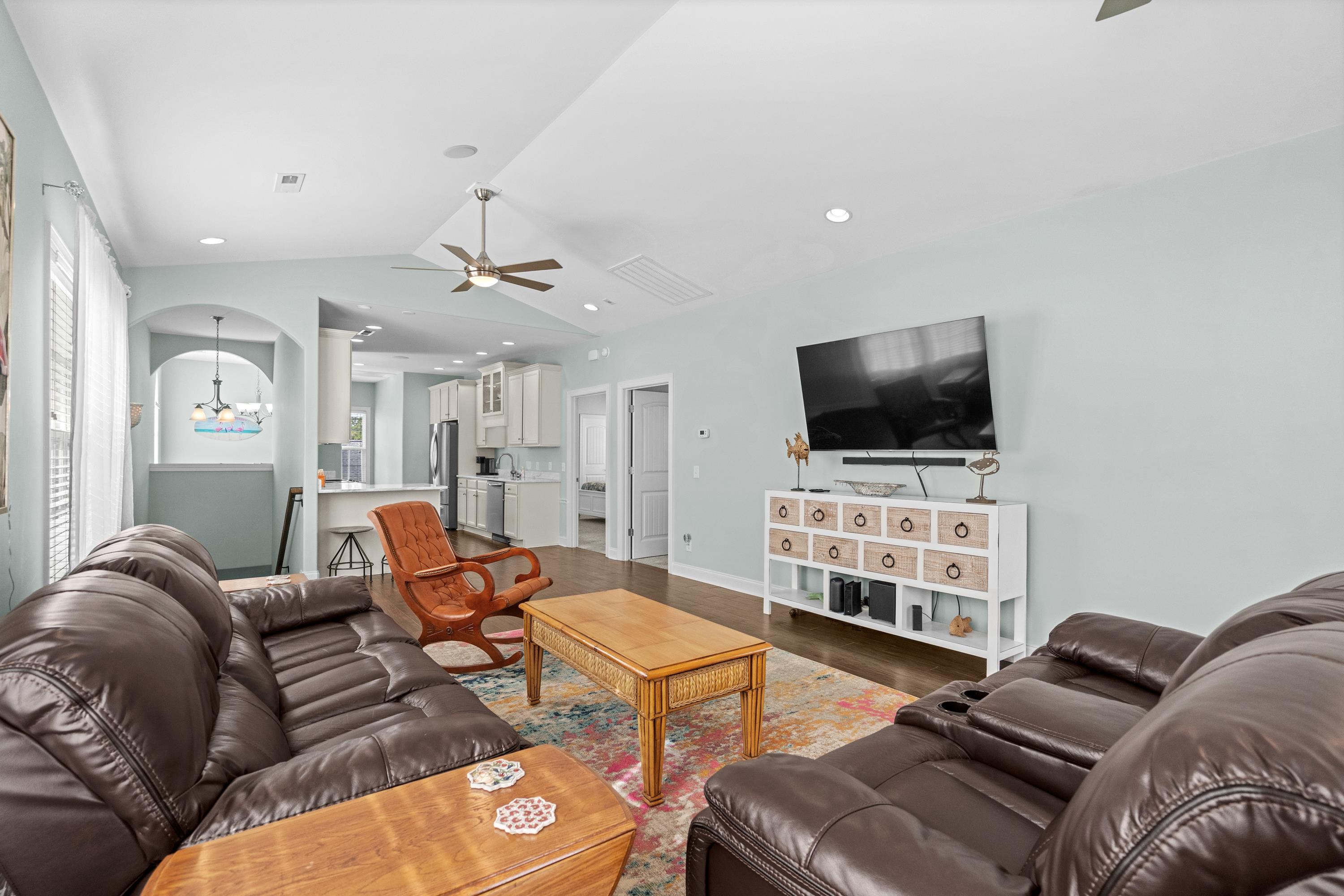 728 Ashland Ave. Property Photo 18