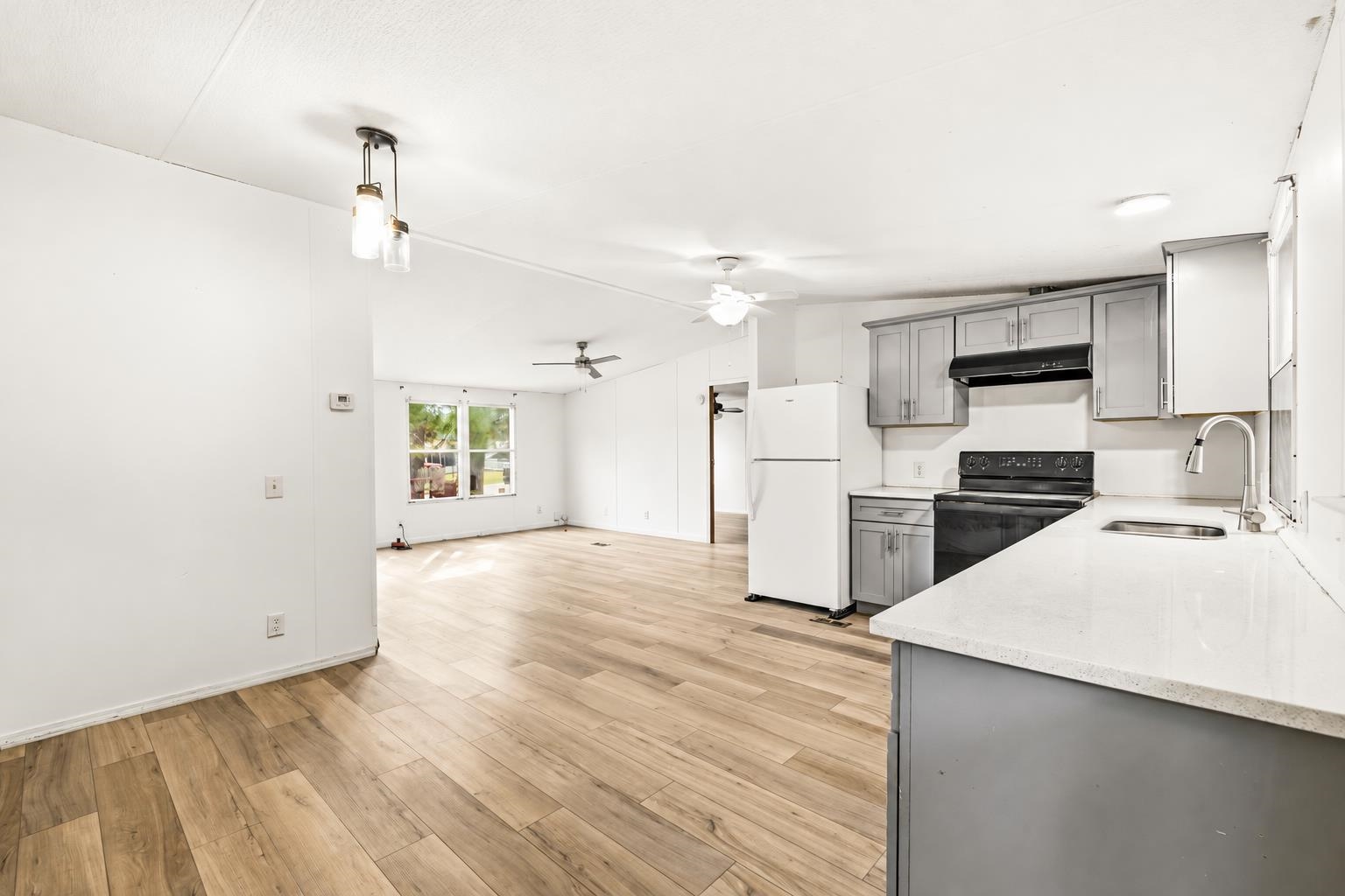 2519 N Wild Rose Dr. Property Photo 11