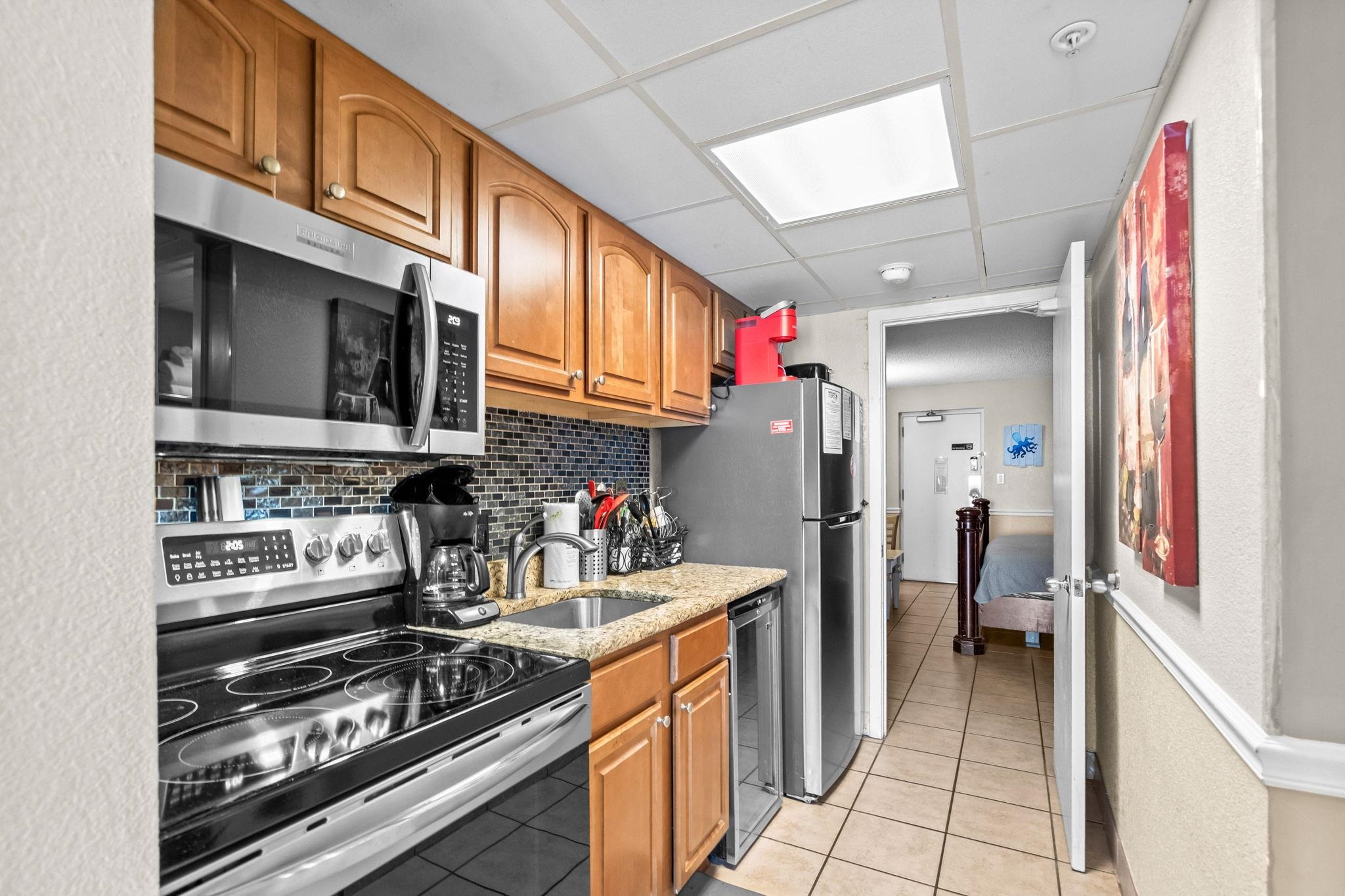 2300 N Ocean Blvd. Property Photo 12