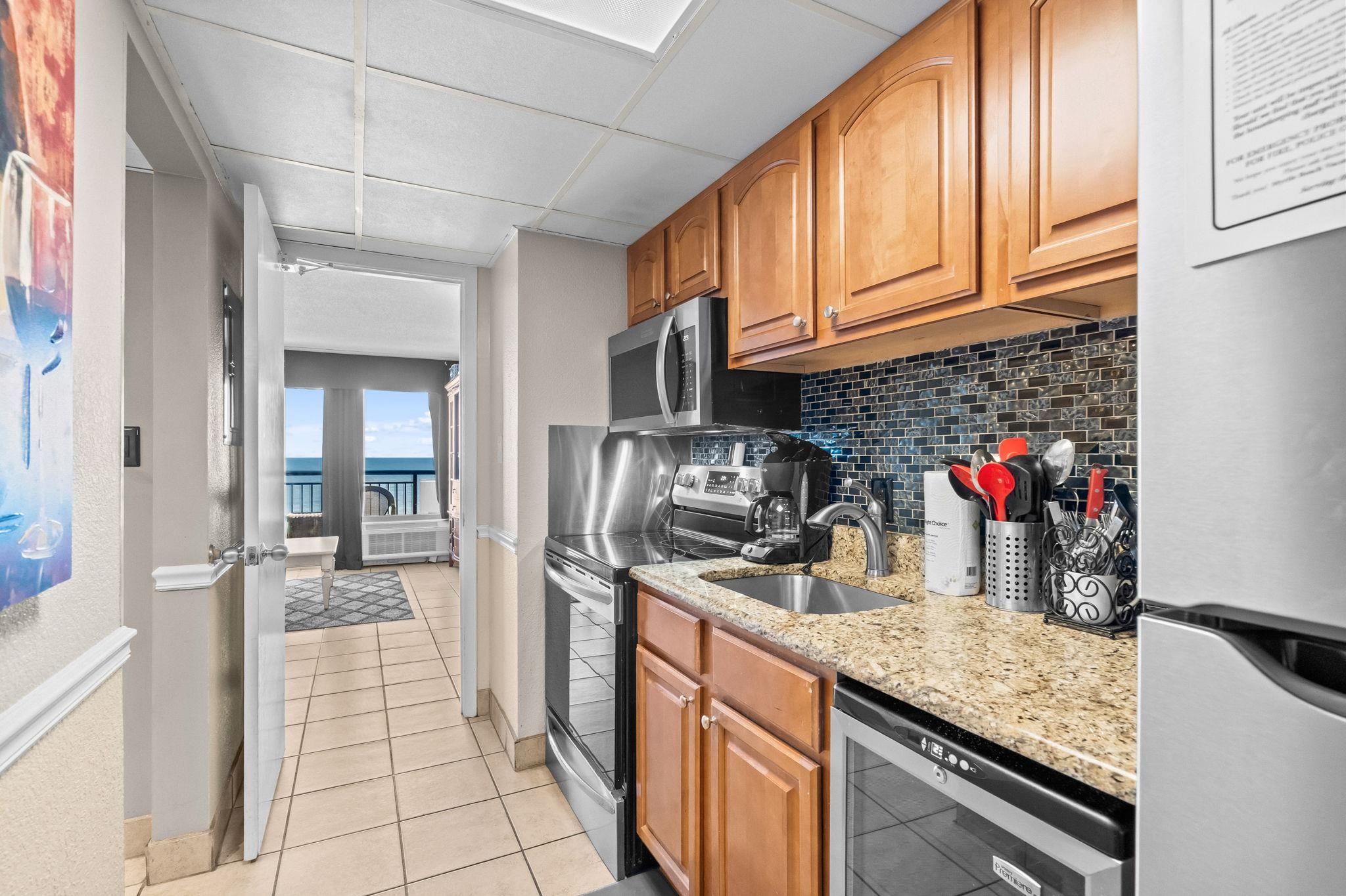 2300 N Ocean Blvd. Property Photo 14