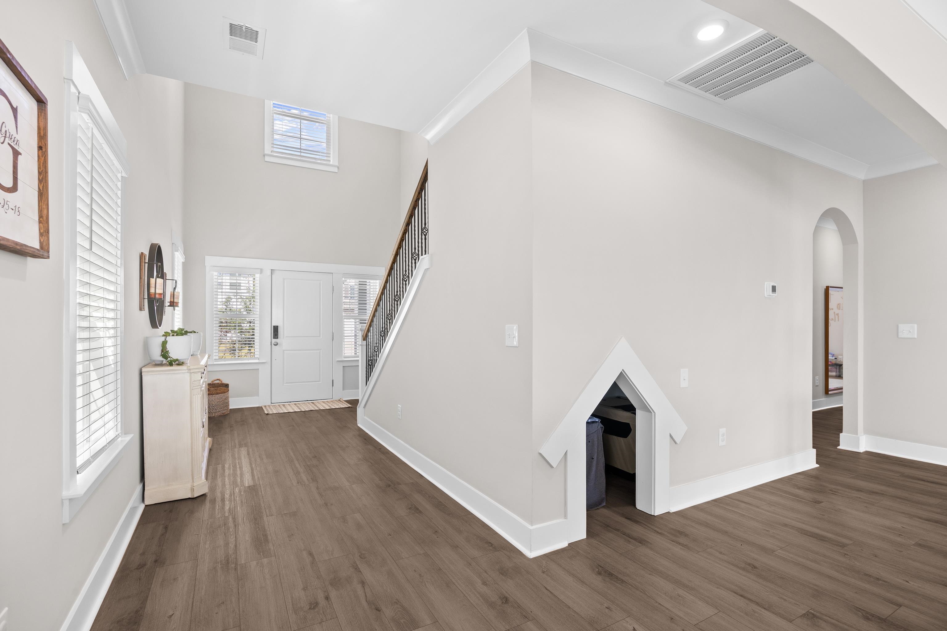 729 Enchantment Loop Property Photo 7