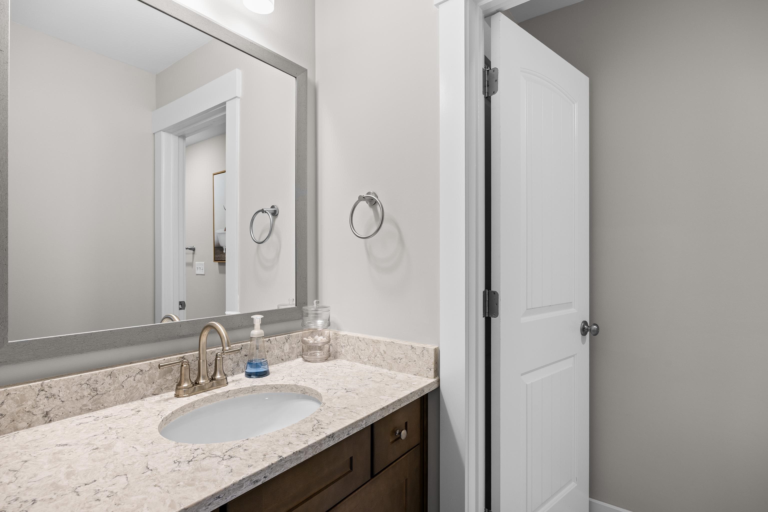 729 Enchantment Loop Property Photo 36