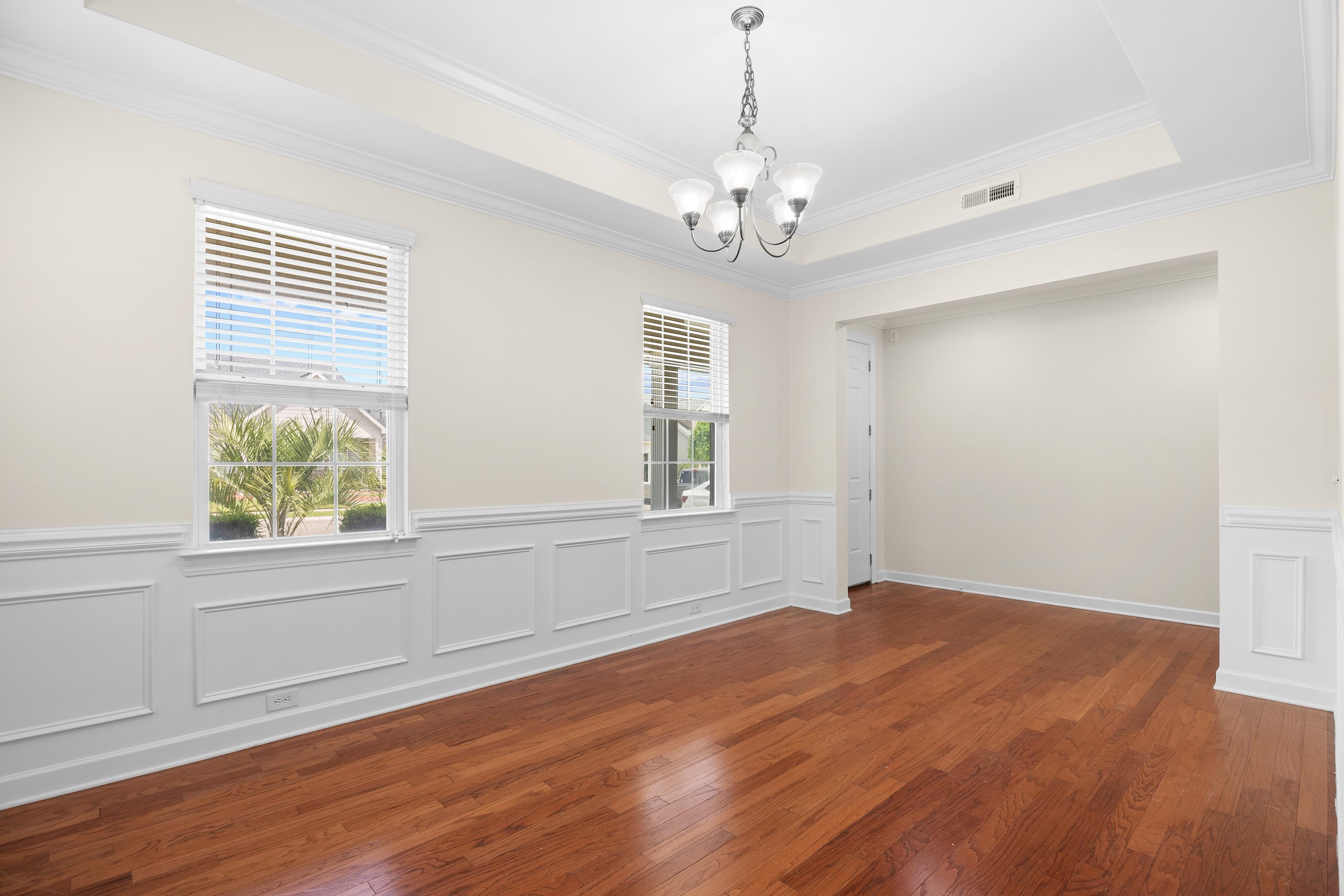 1537 Beaumont Way Property Photo 8