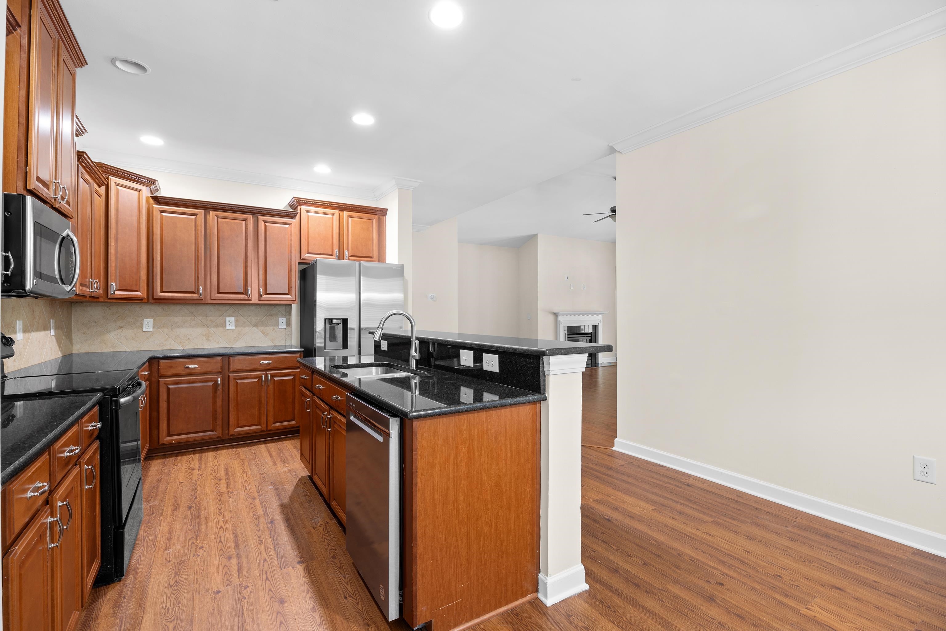 1537 Beaumont Way Property Photo 15