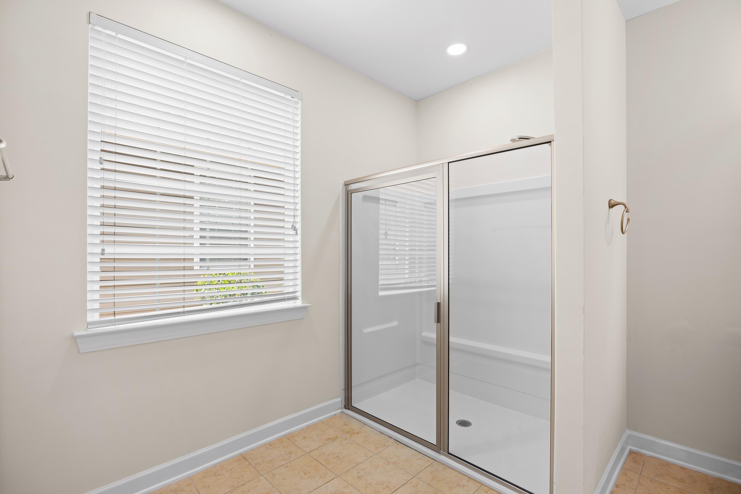 1537 Beaumont Way Property Photo 21