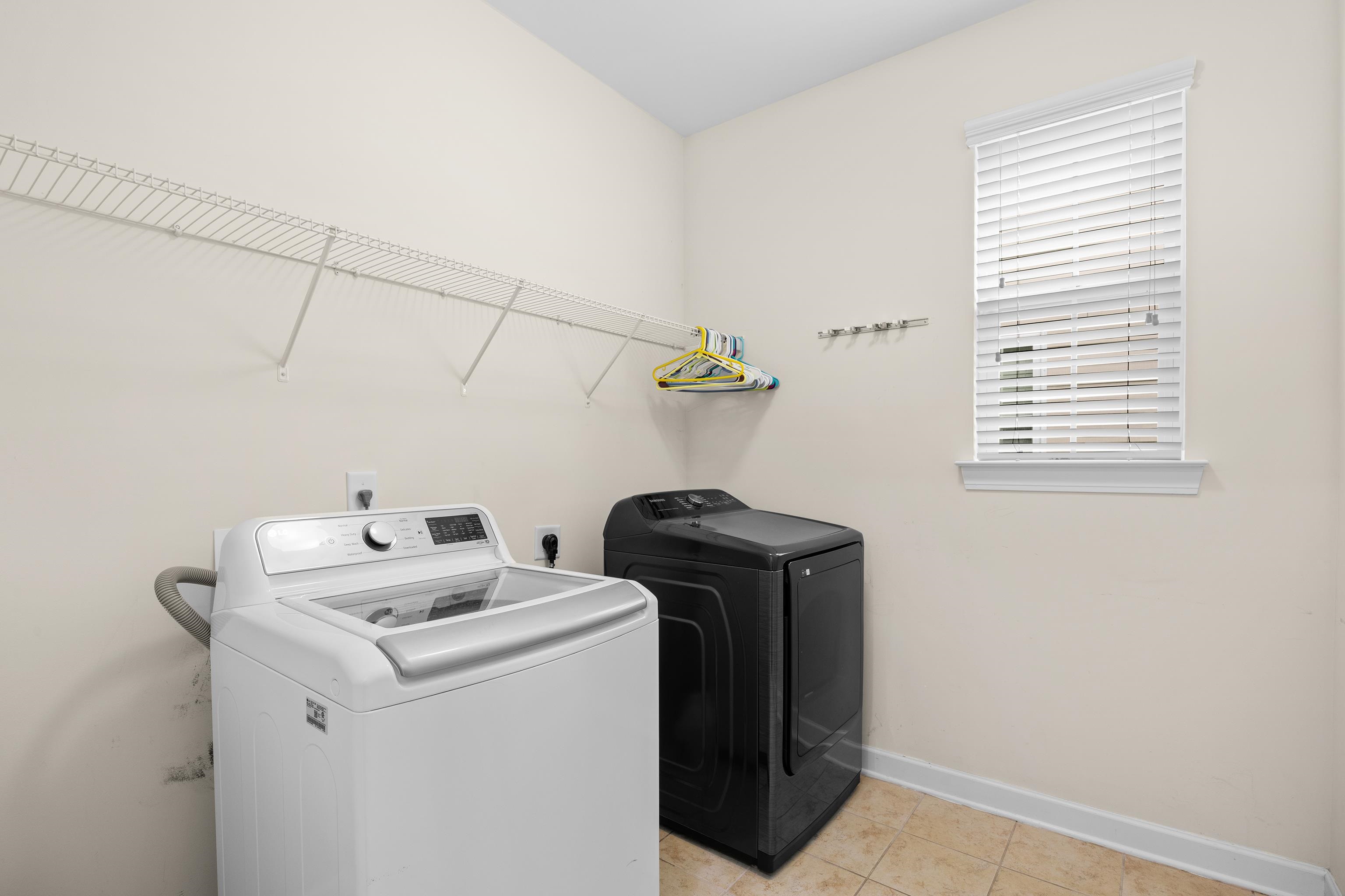 1537 Beaumont Way Property Photo 31