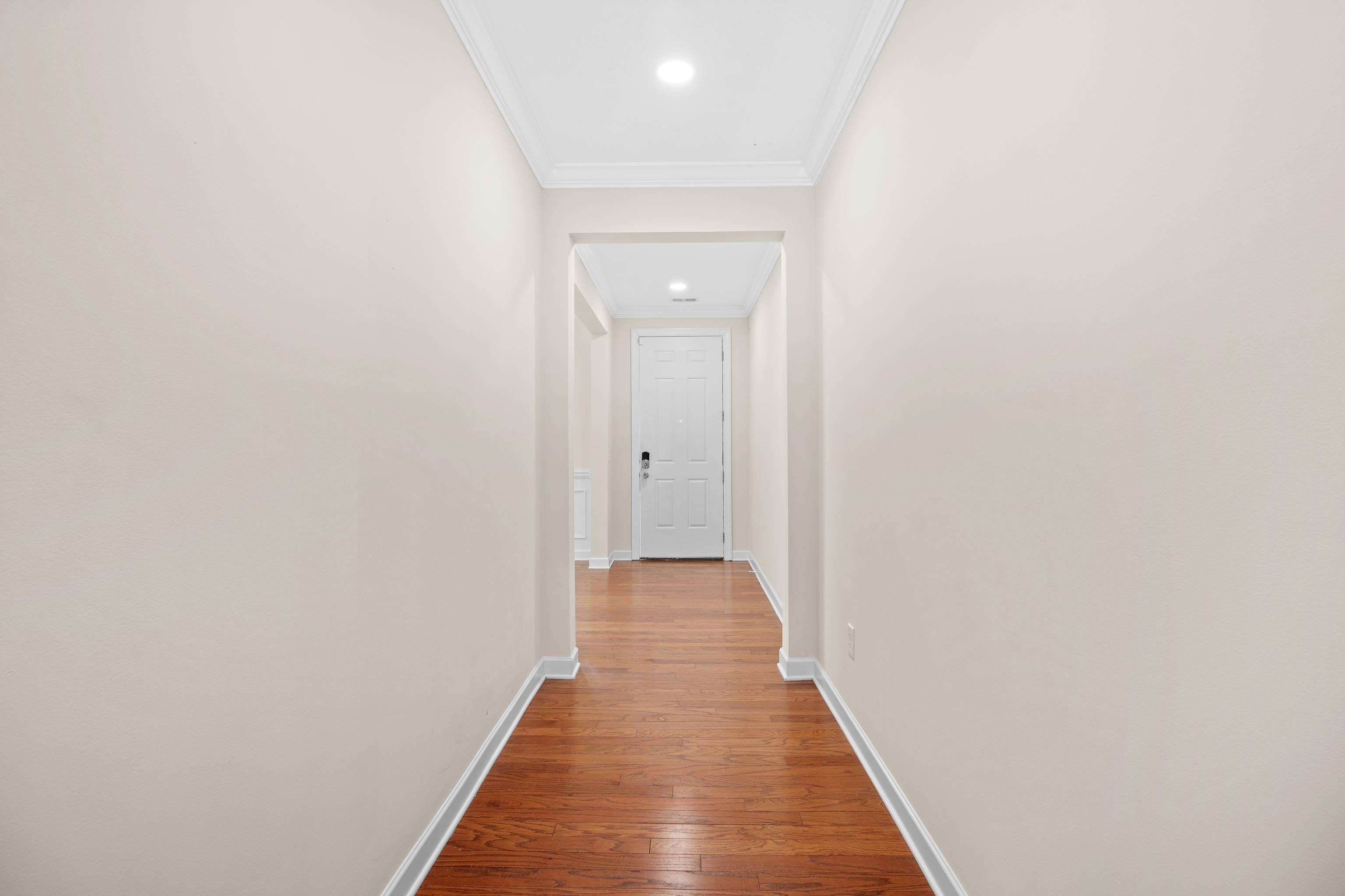 1537 Beaumont Way Property Photo 32