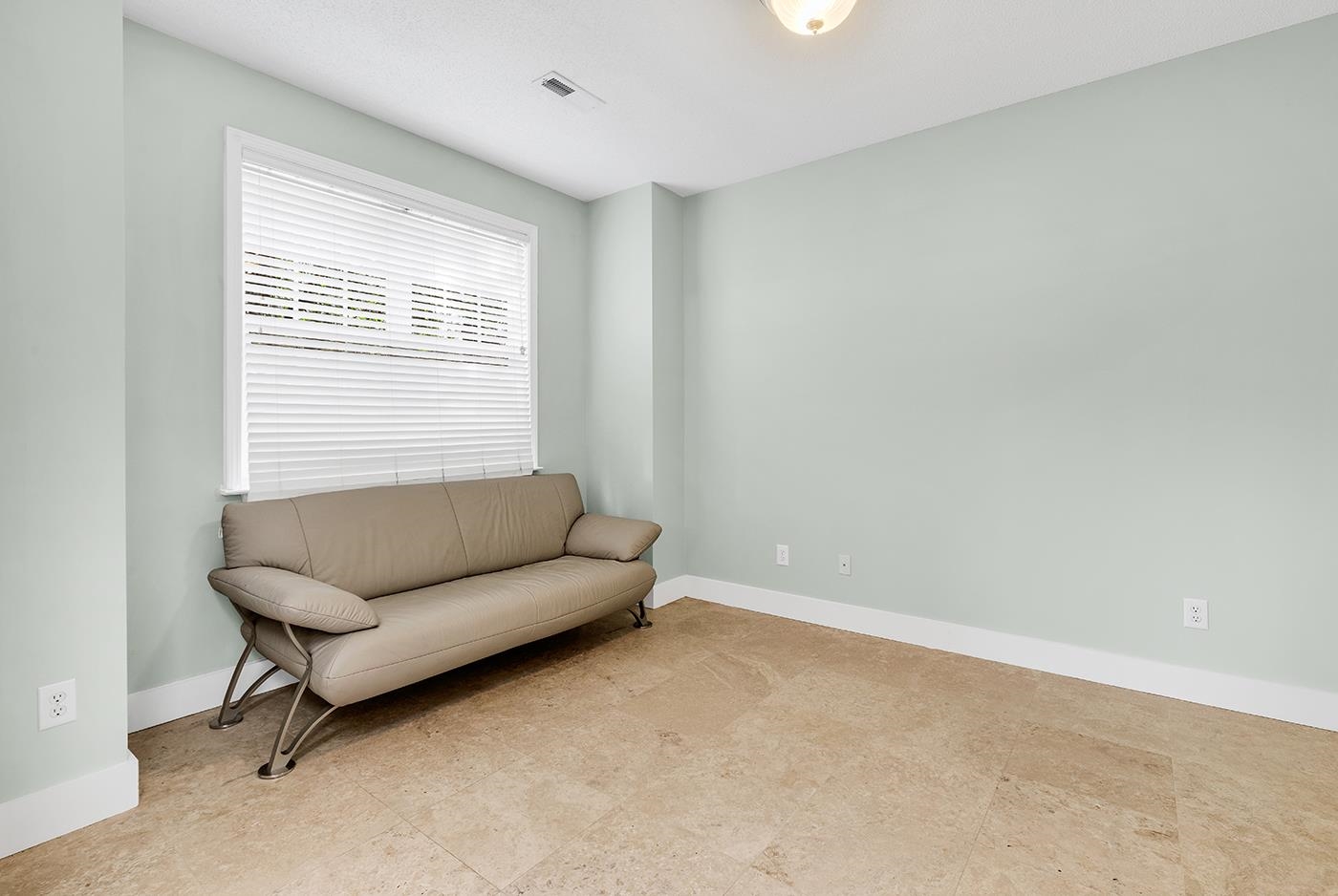 3556 Cedar Creek Run Property Photo 10