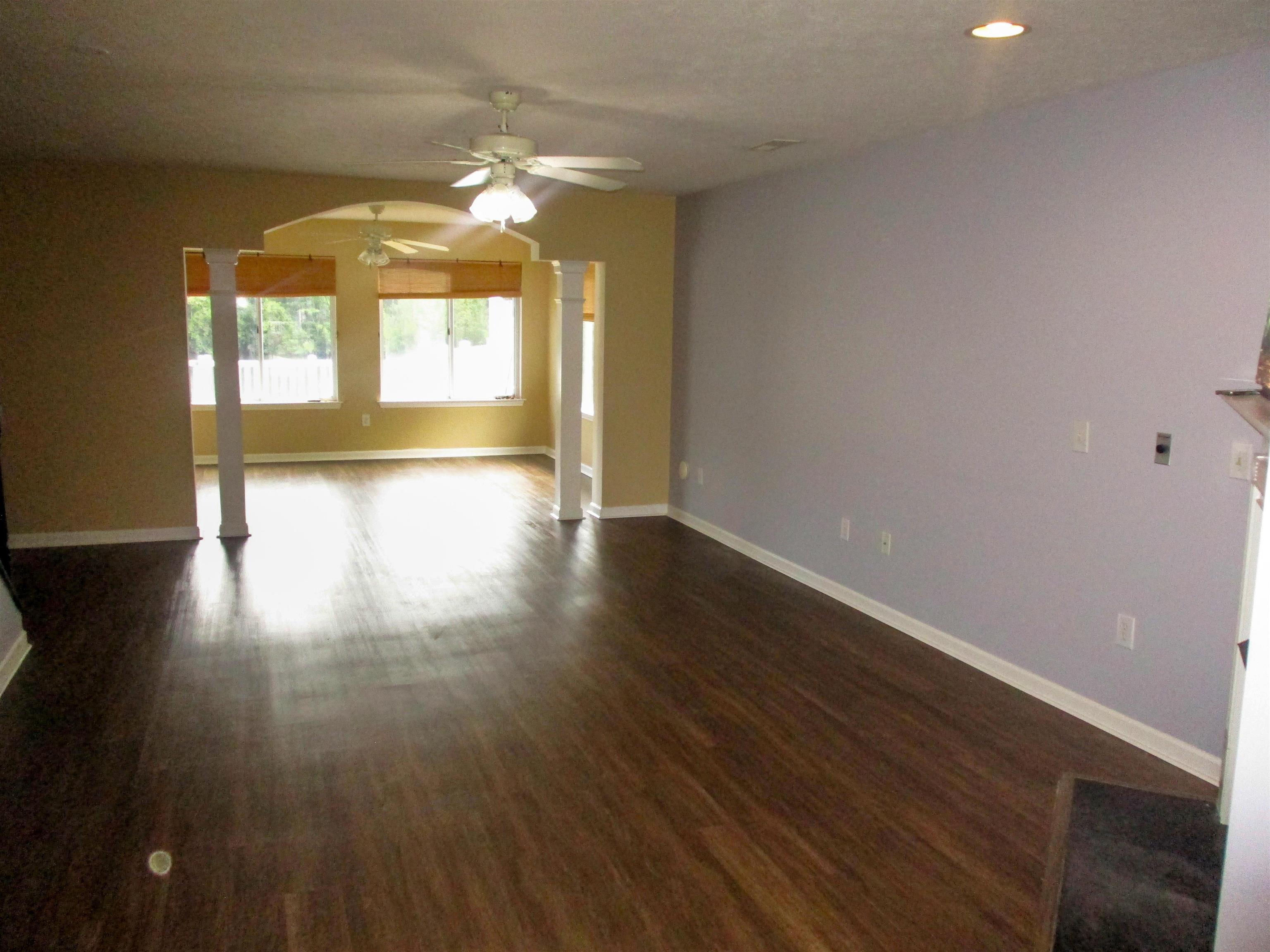 442 Dandelion Ln. Property Photo 4
