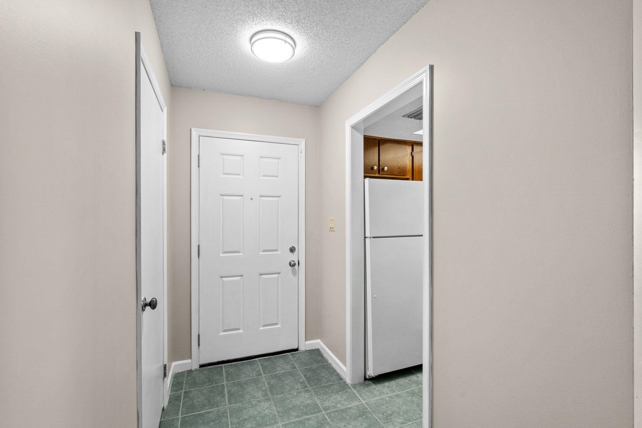 6620 Heron Point Blvd. Property Photo 4