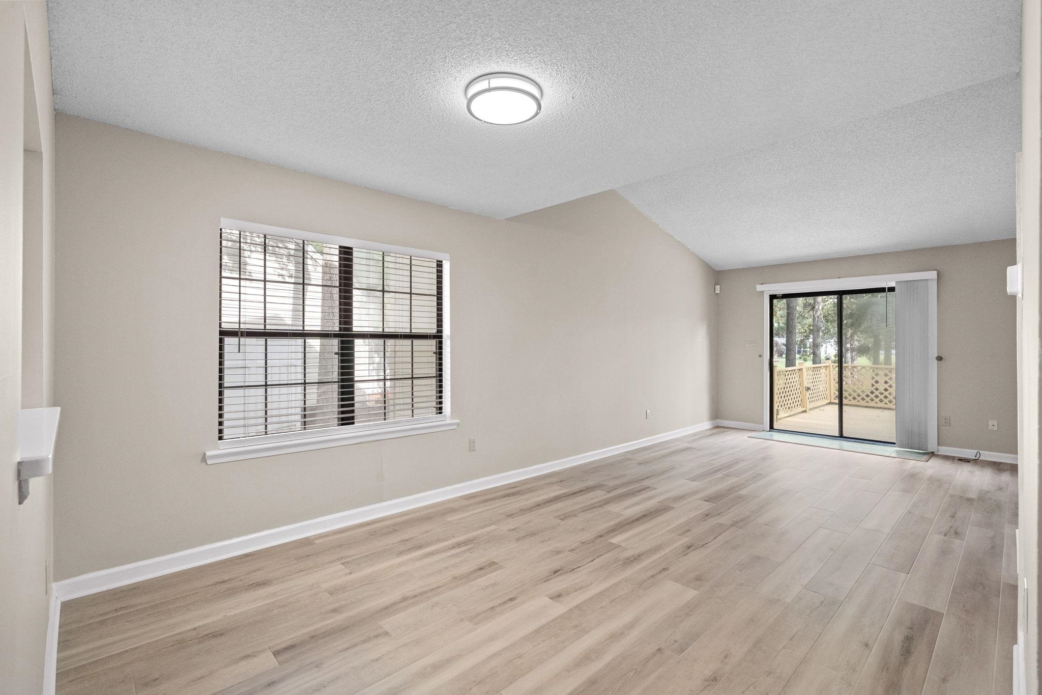 6620 Heron Point Blvd. Property Photo 11