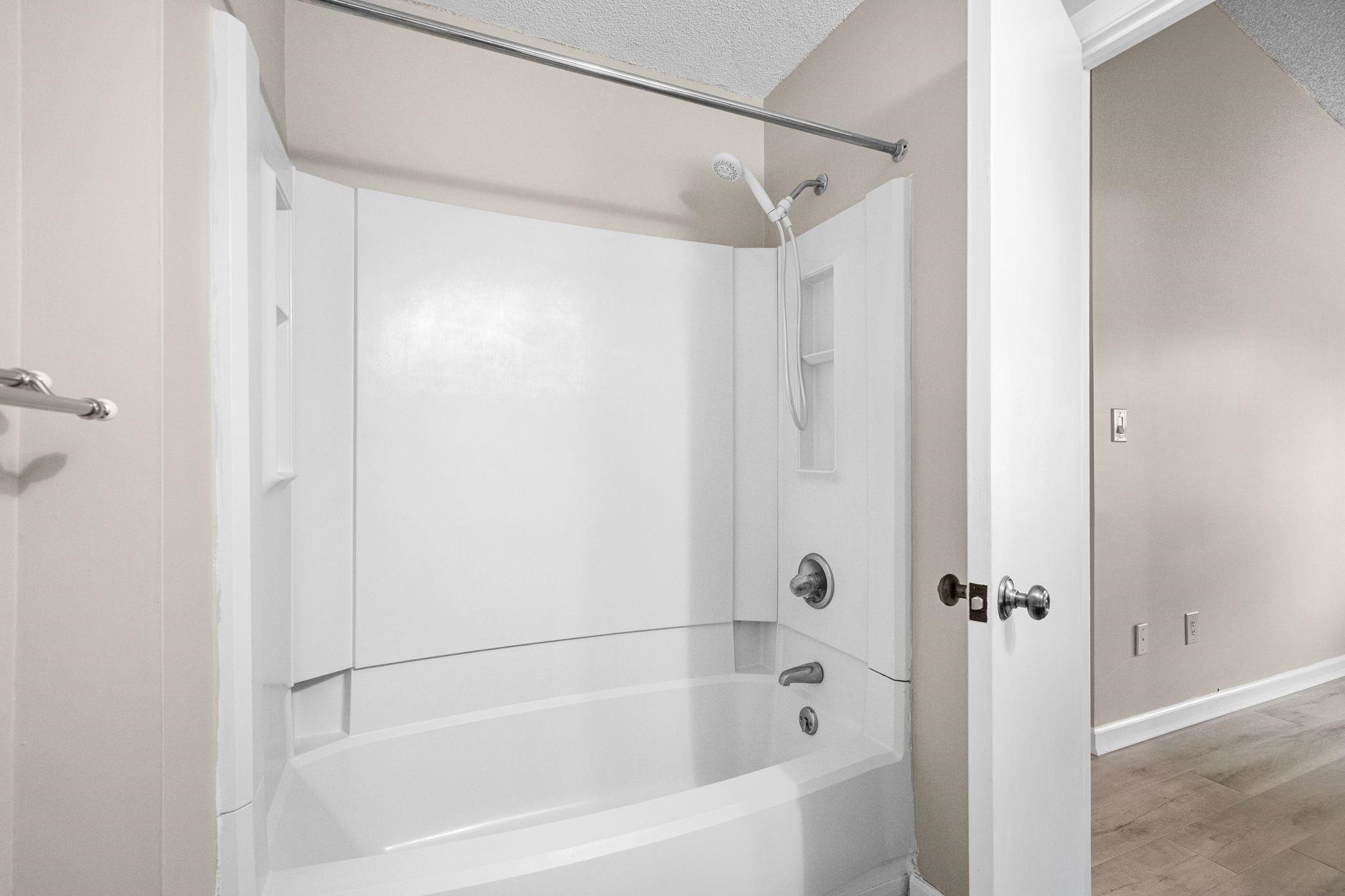 6620 Heron Point Blvd. Property Photo 16