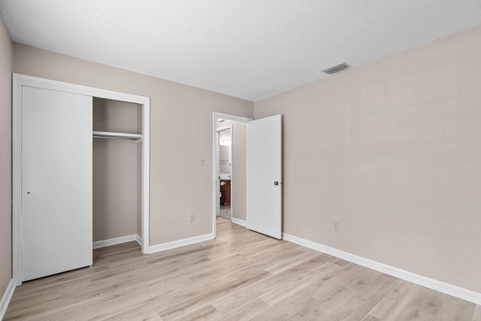 6620 Heron Point Blvd. Property Photo 20