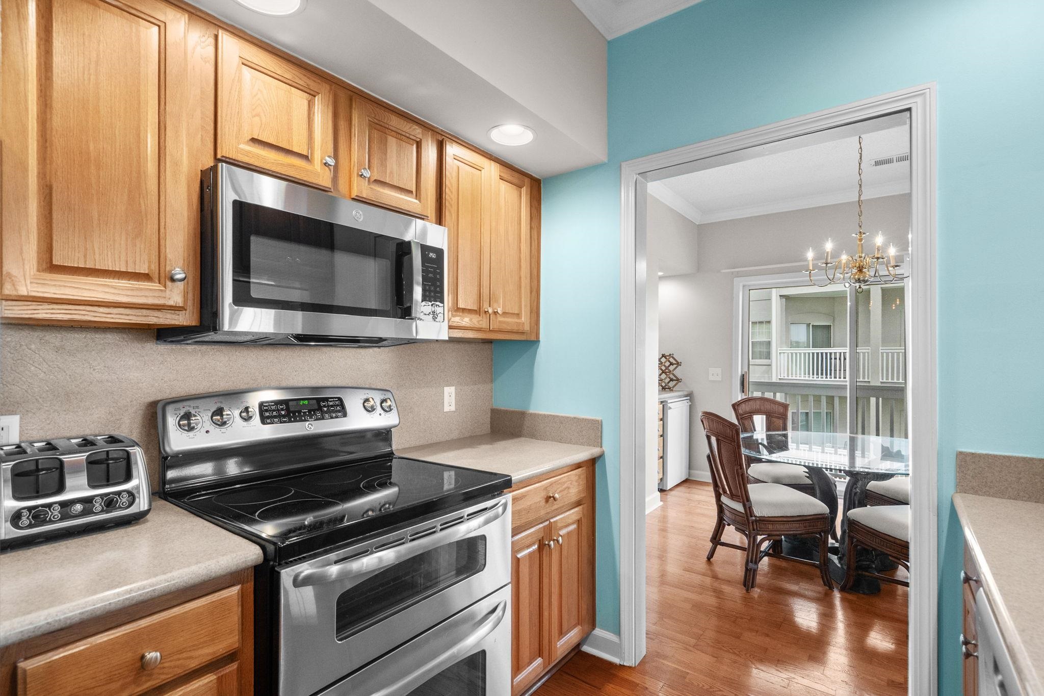 4425 Eastport Blvd. Property Photo 17