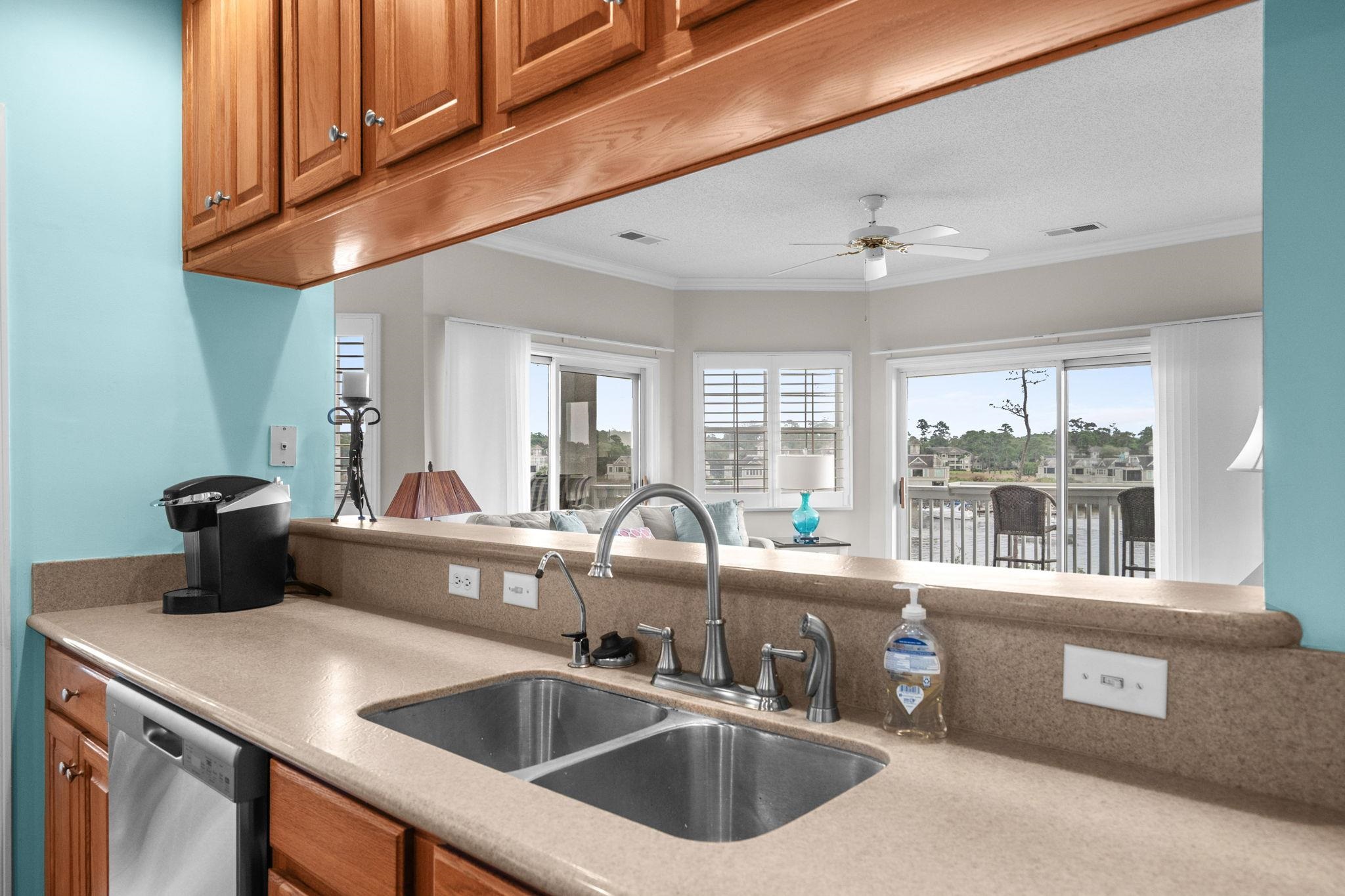 4425 Eastport Blvd. Property Photo 18