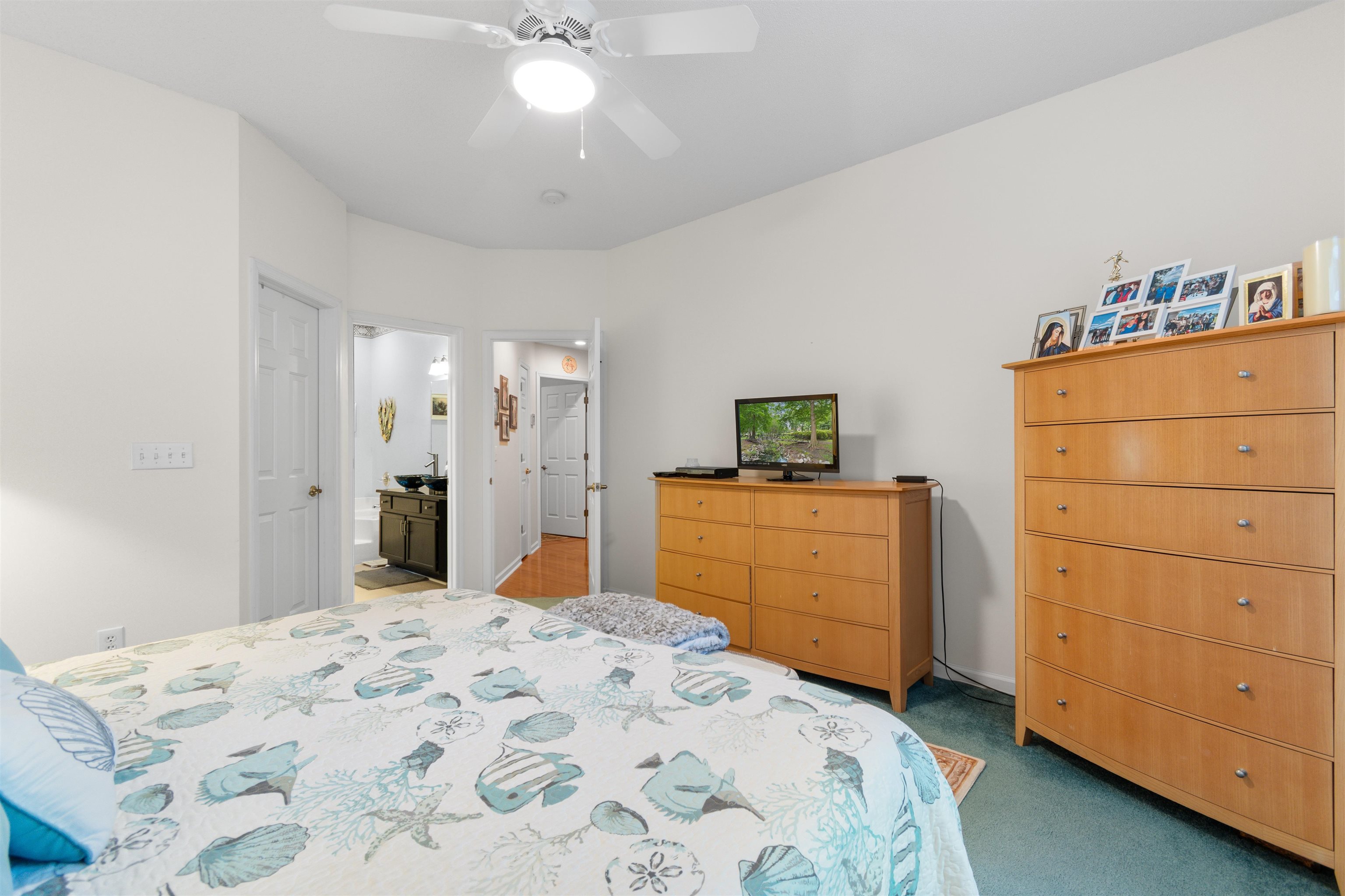 208 Beechwood Ct. Property Photo 9