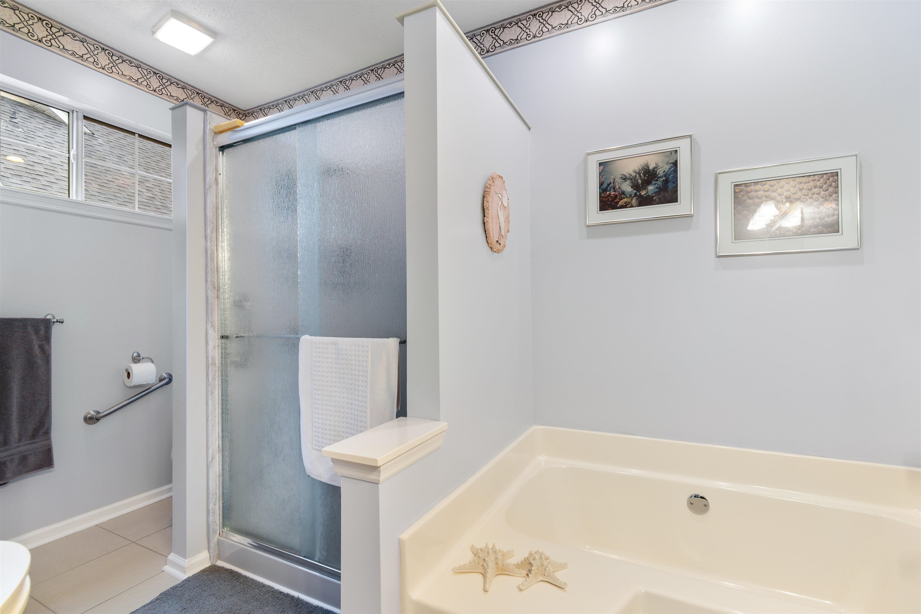 208 Beechwood Ct. Property Photo 11
