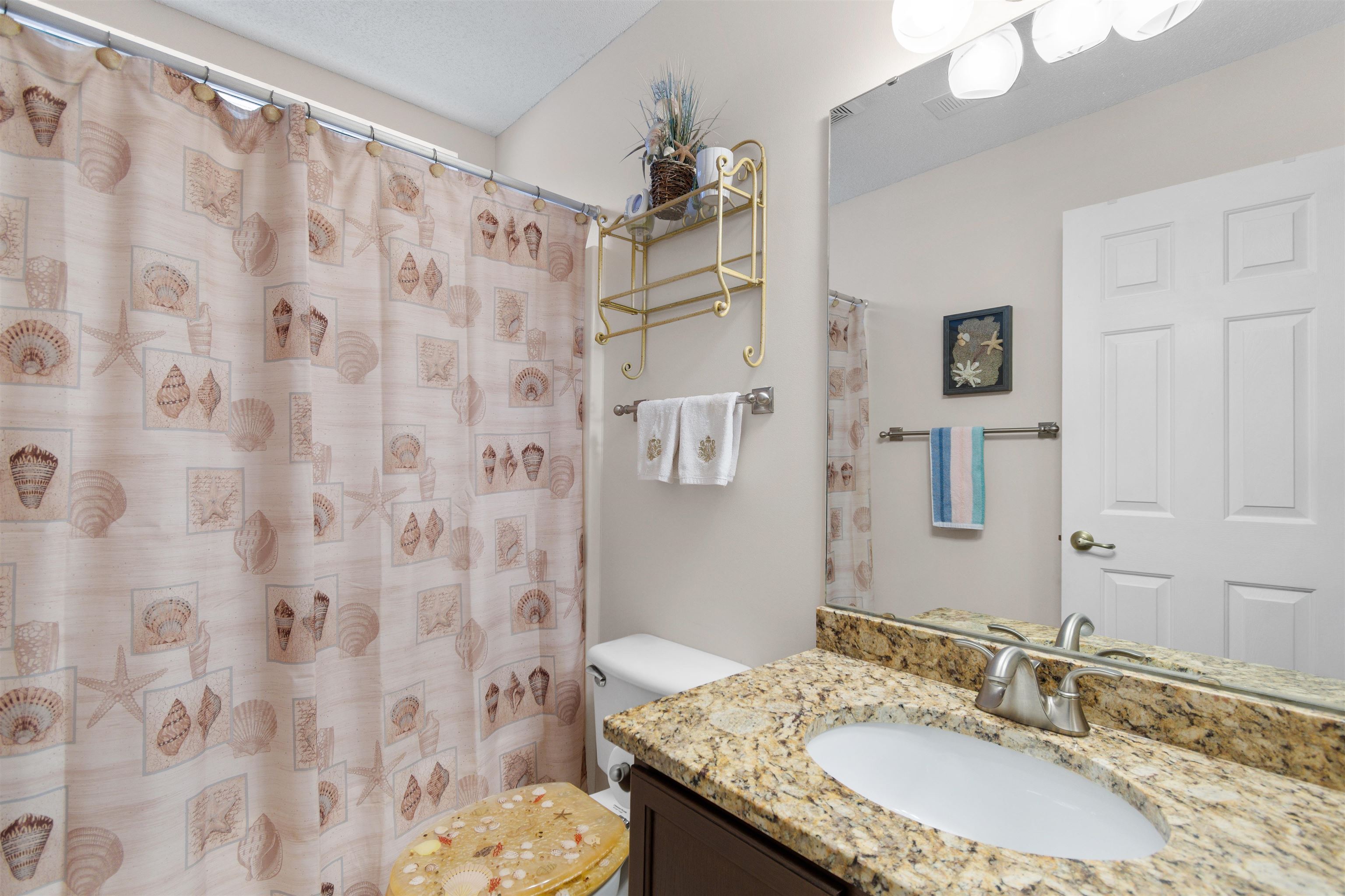 208 Beechwood Ct. Property Photo 22