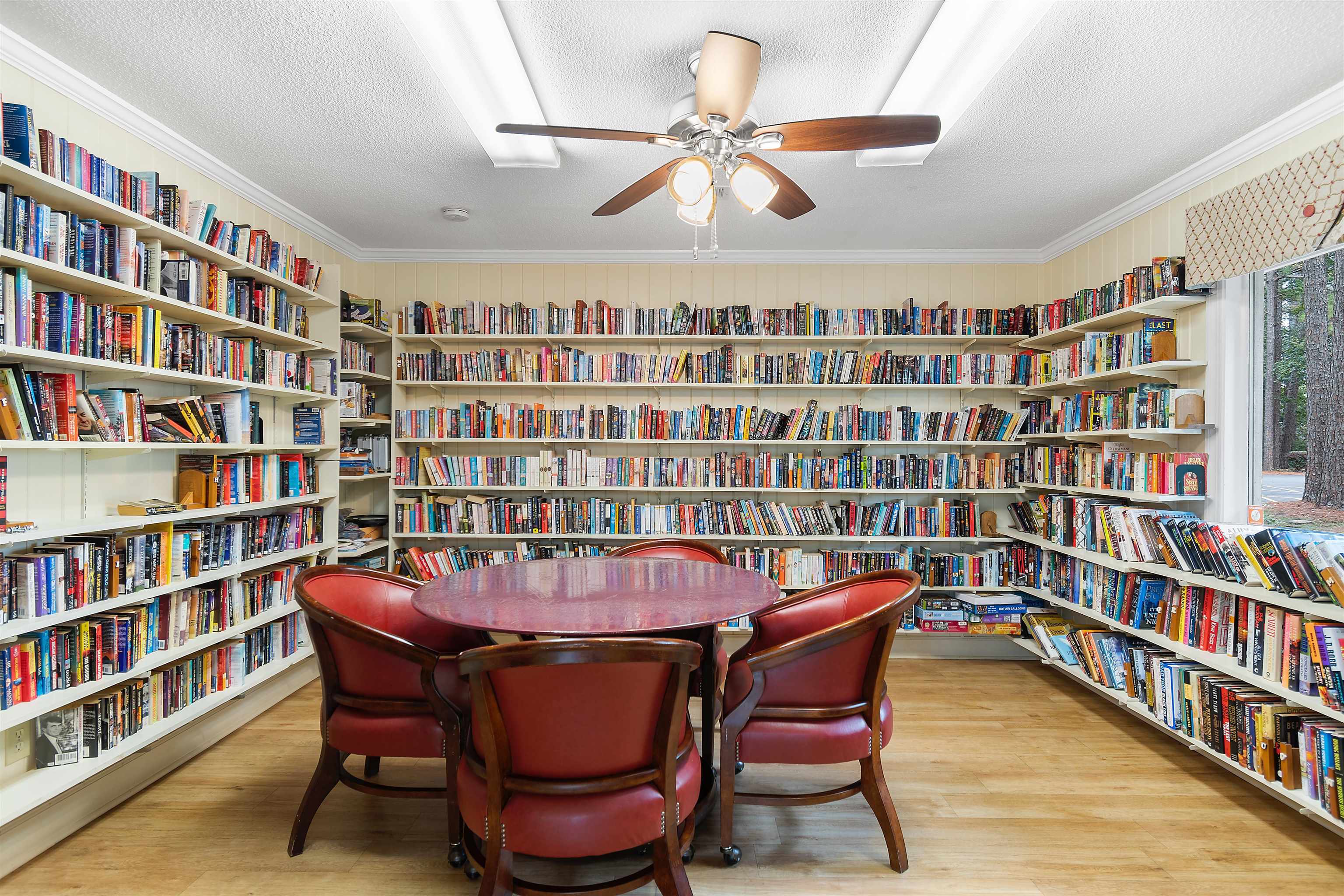 208 Beechwood Ct. Property Photo 41