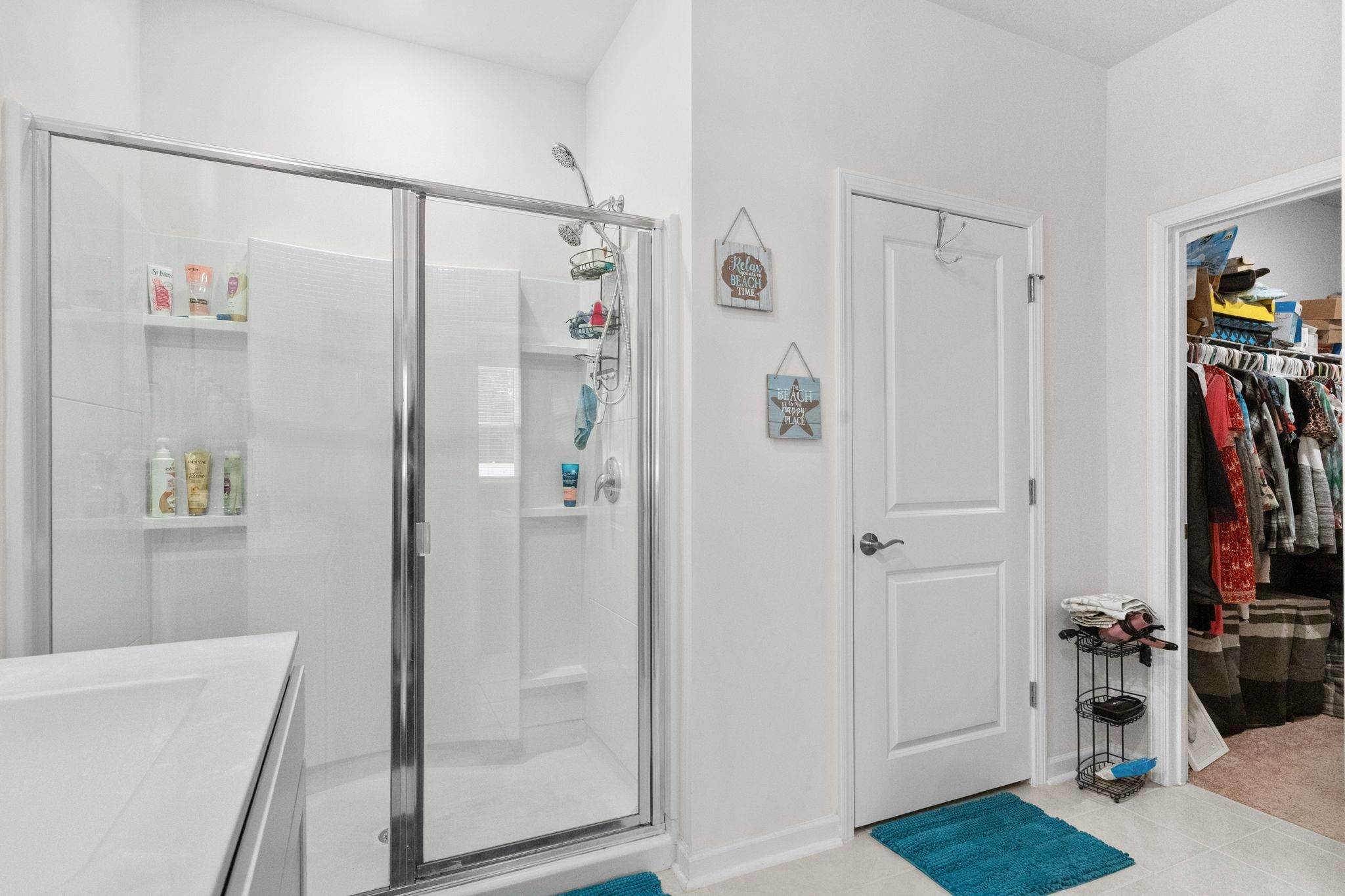 1404 Greenock Ln. Property Photo 17
