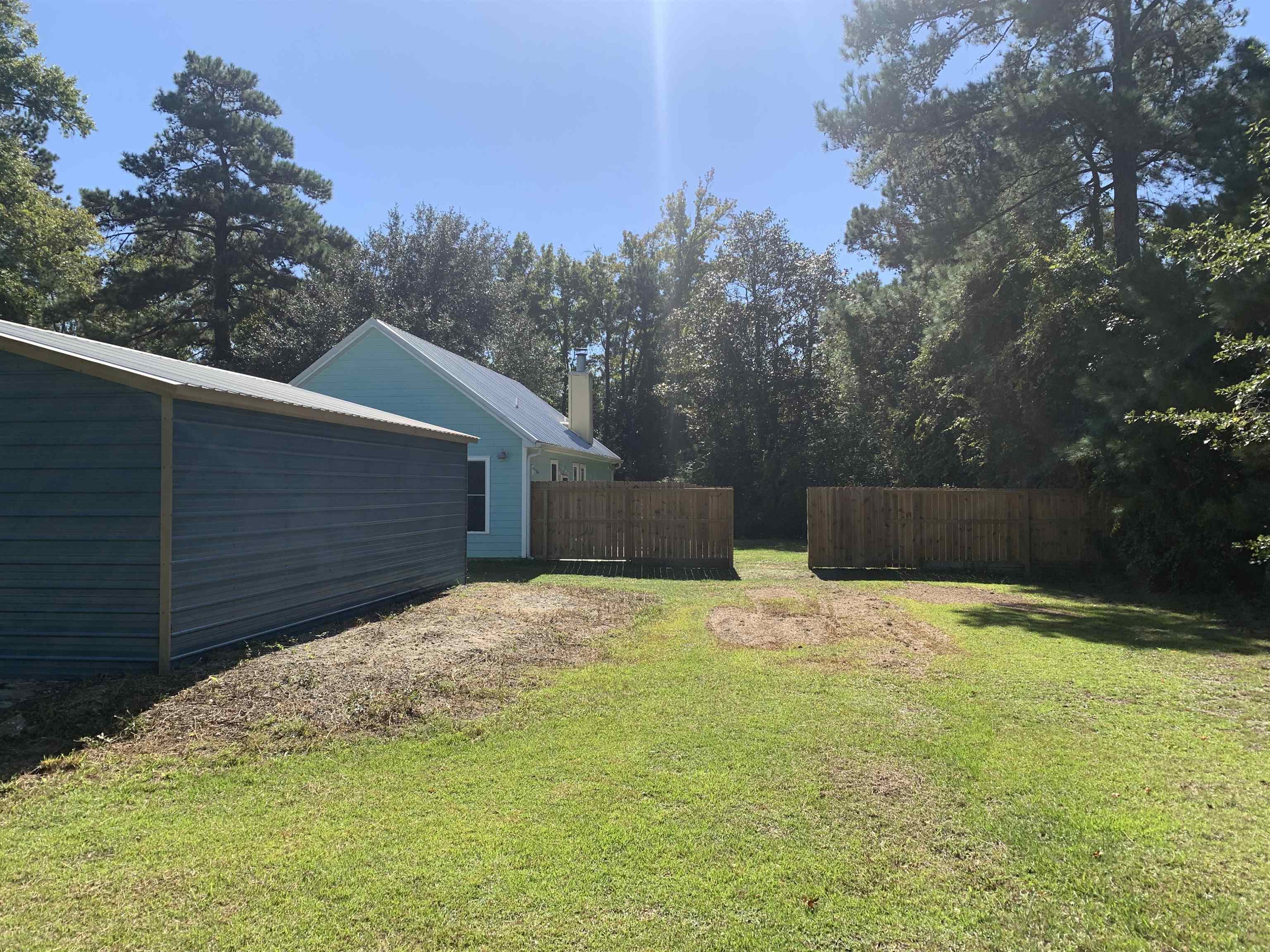 449 Sherman Dr. Property Photo 37