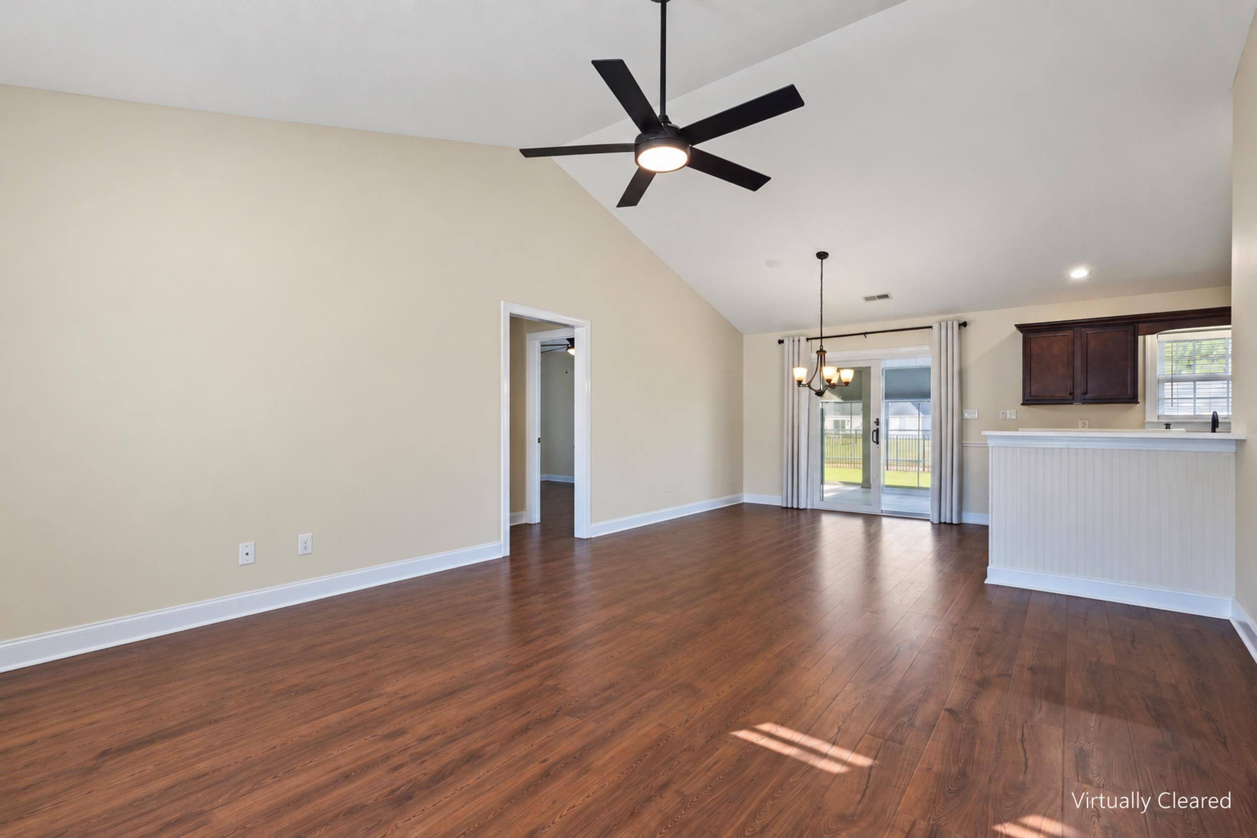 469 Oakham Dr. Property Photo 5