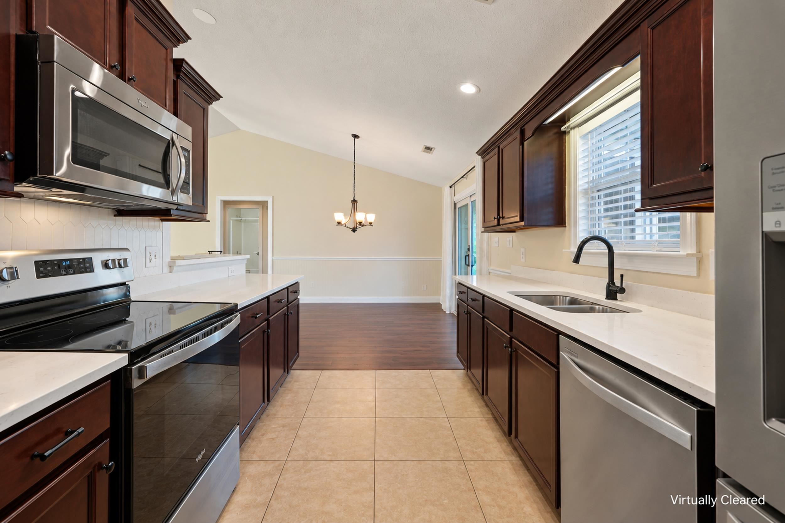 469 Oakham Dr. Property Photo 19