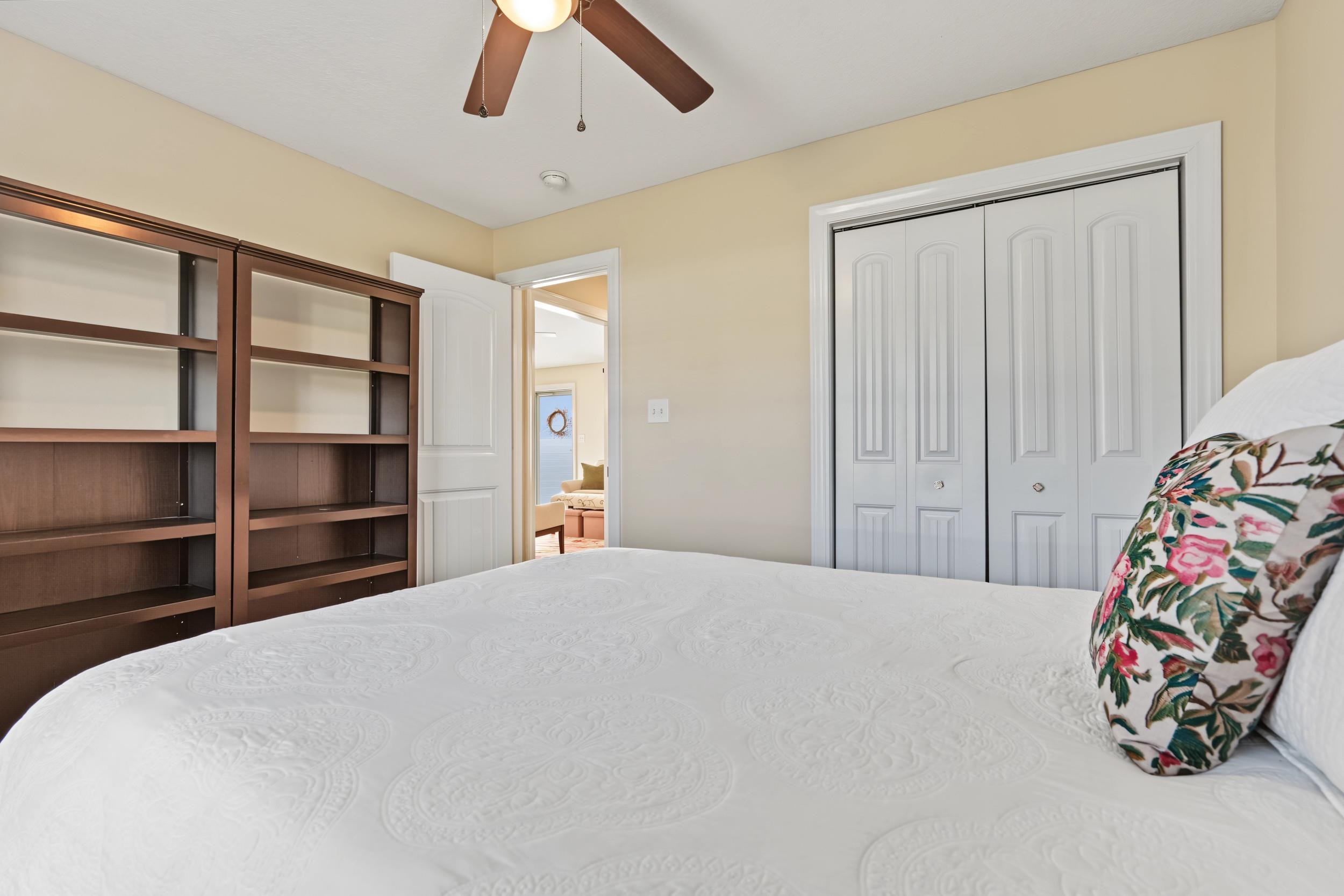 469 Oakham Dr. Property Photo 33
