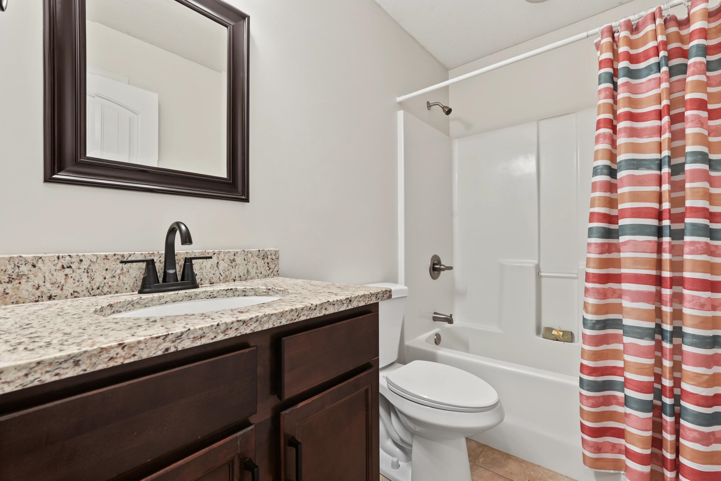 469 Oakham Dr. Property Photo 35