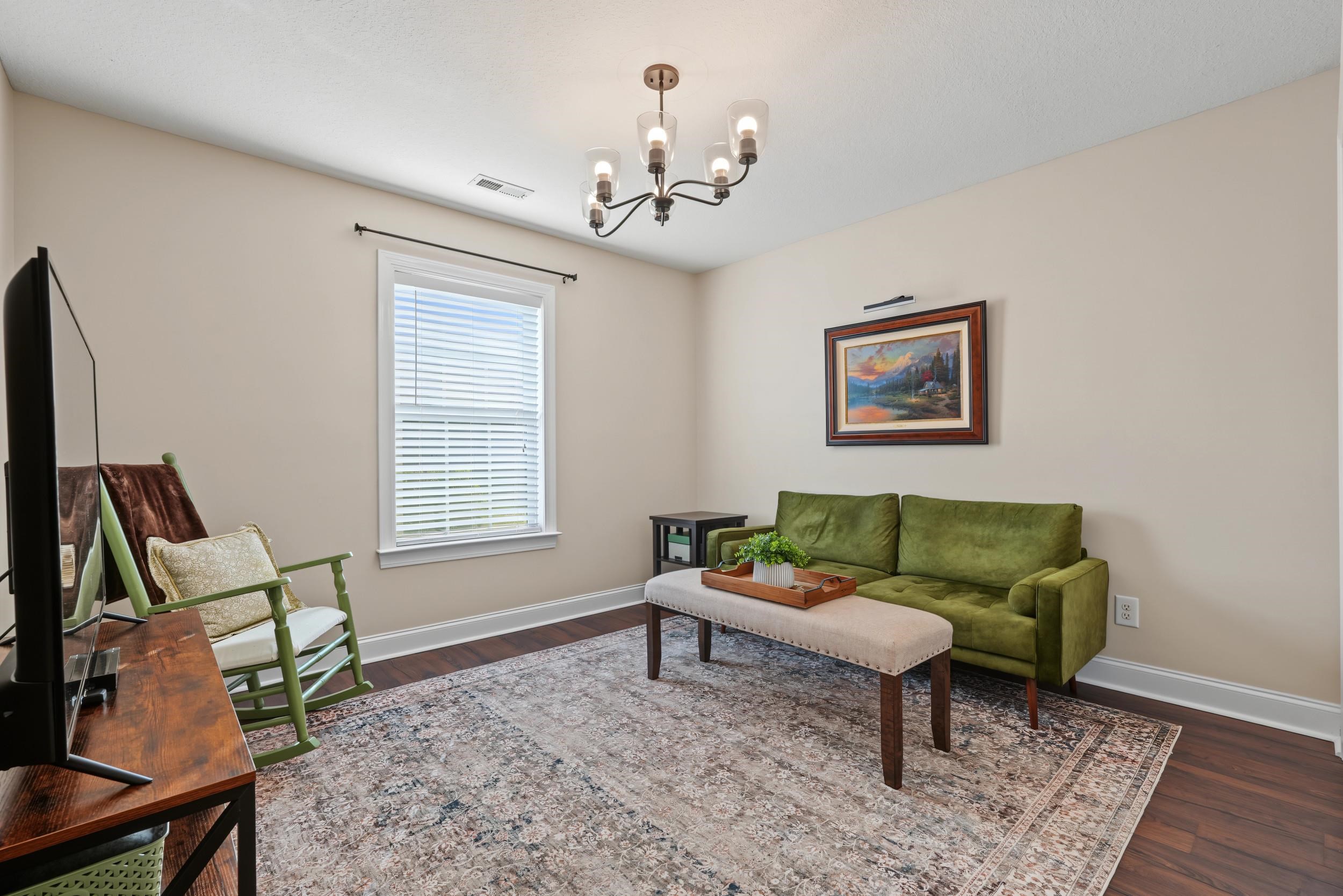 469 Oakham Dr. Property Photo 36