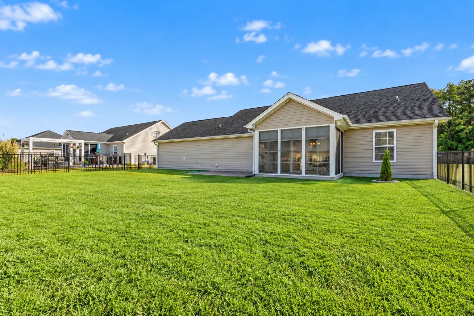 469 Oakham Dr. Property Photo 43