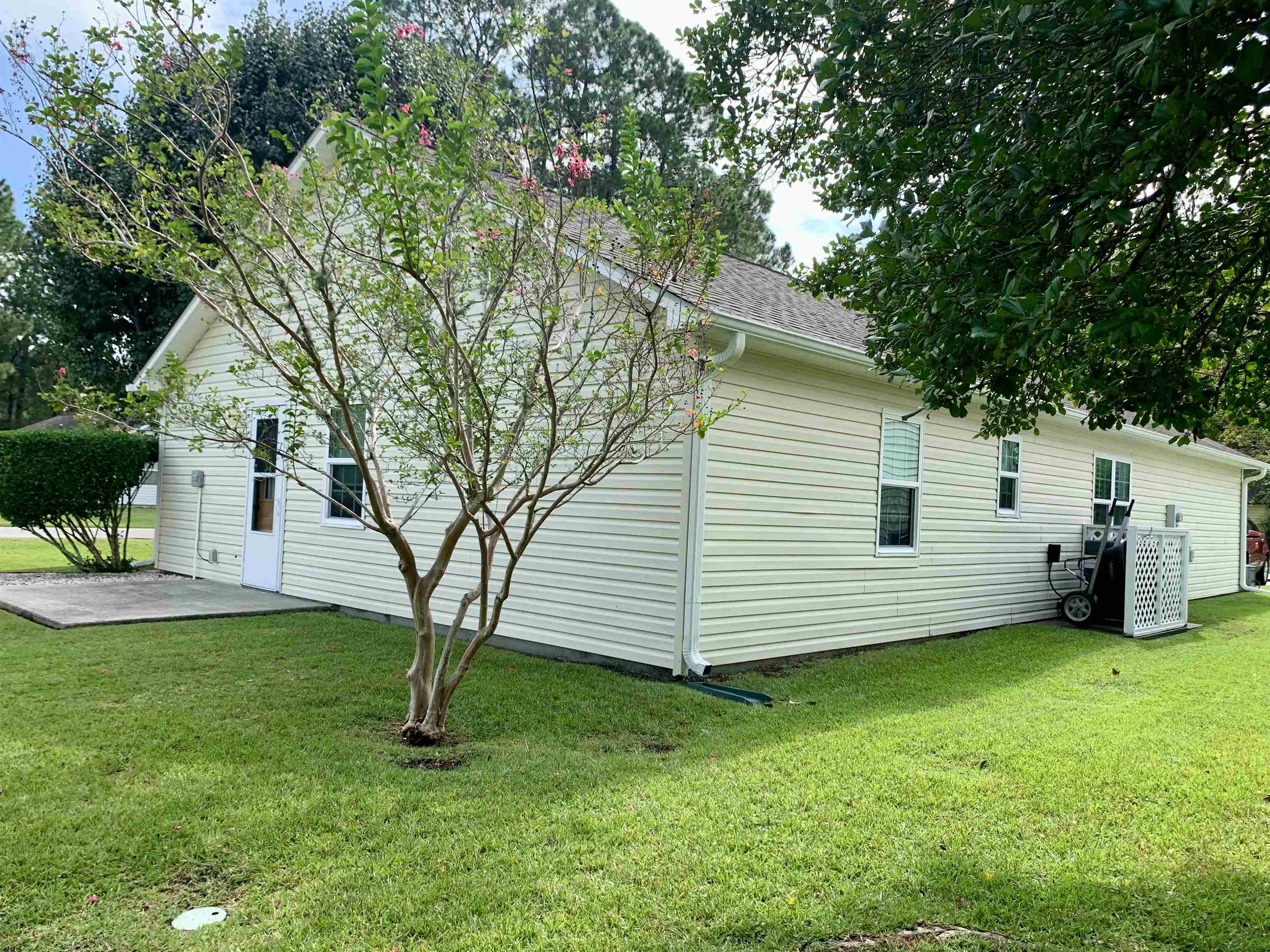 6610 Cinnamon Fern Ln. Property Photo 6