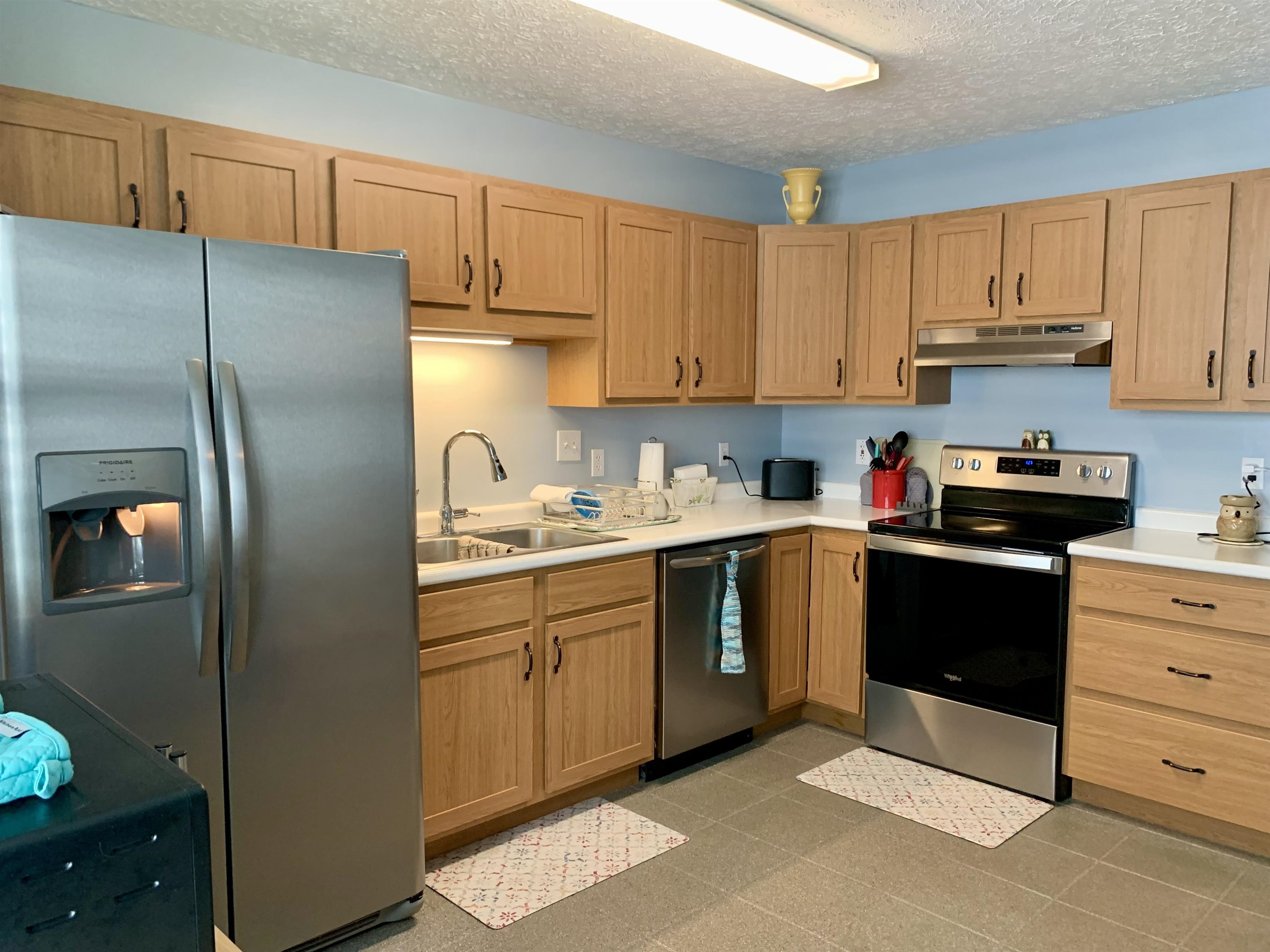 6610 Cinnamon Fern Ln. Property Photo 11
