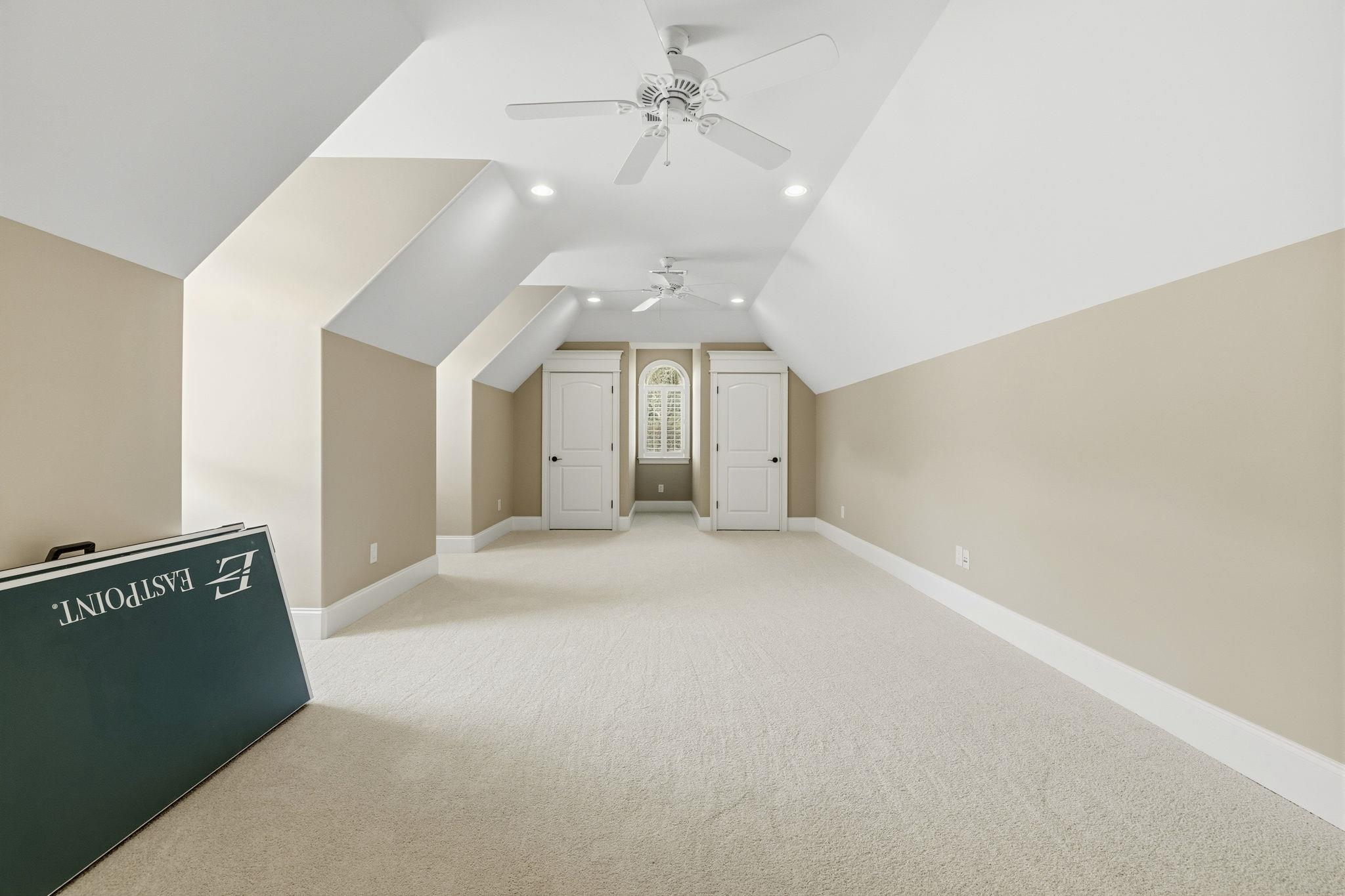 516 Oxbow Dr. Property Photo 65