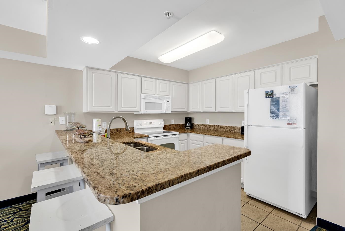 2201 S Ocean Blvd. Property Photo 4