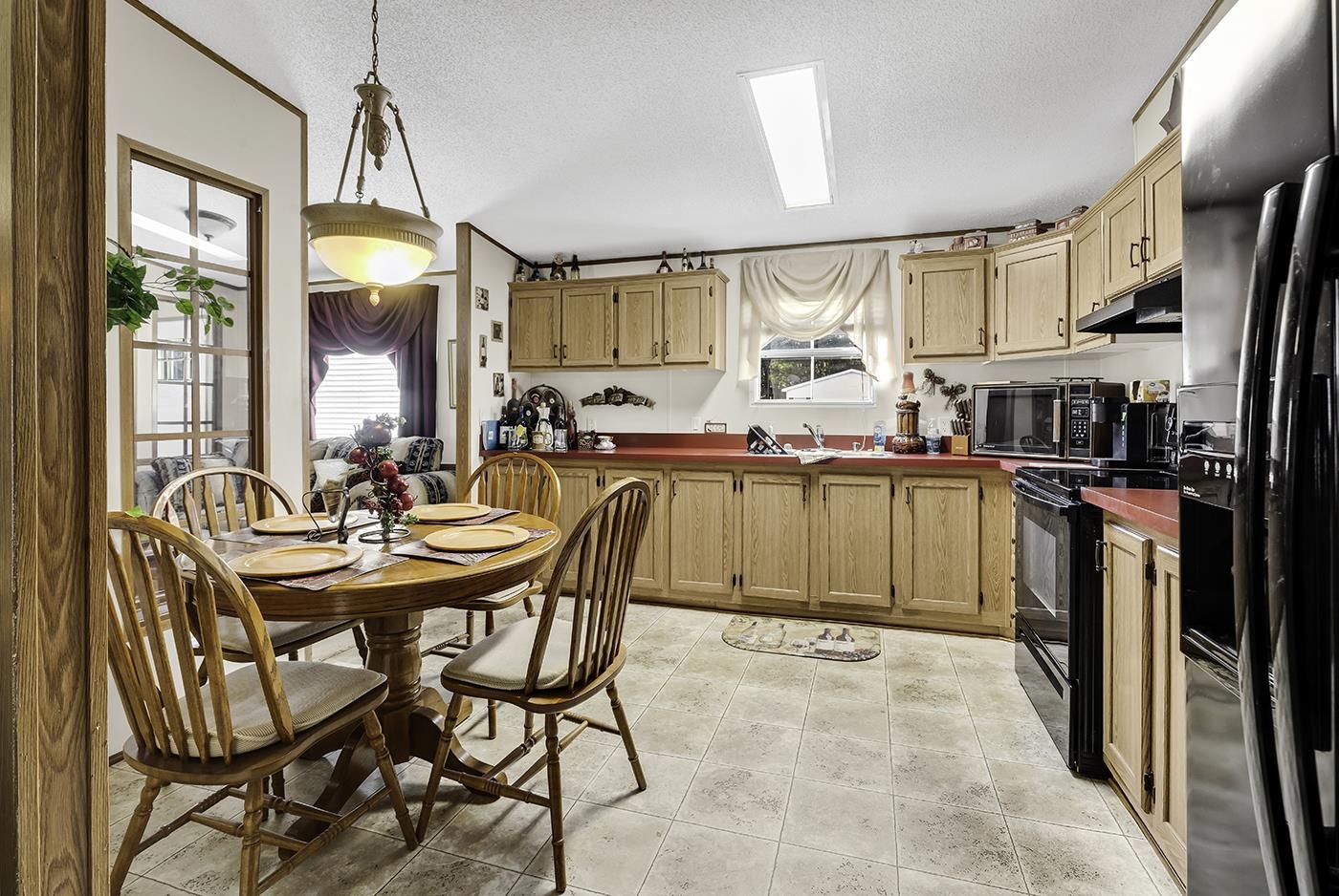 308 Summer Dr. Property Photo 15