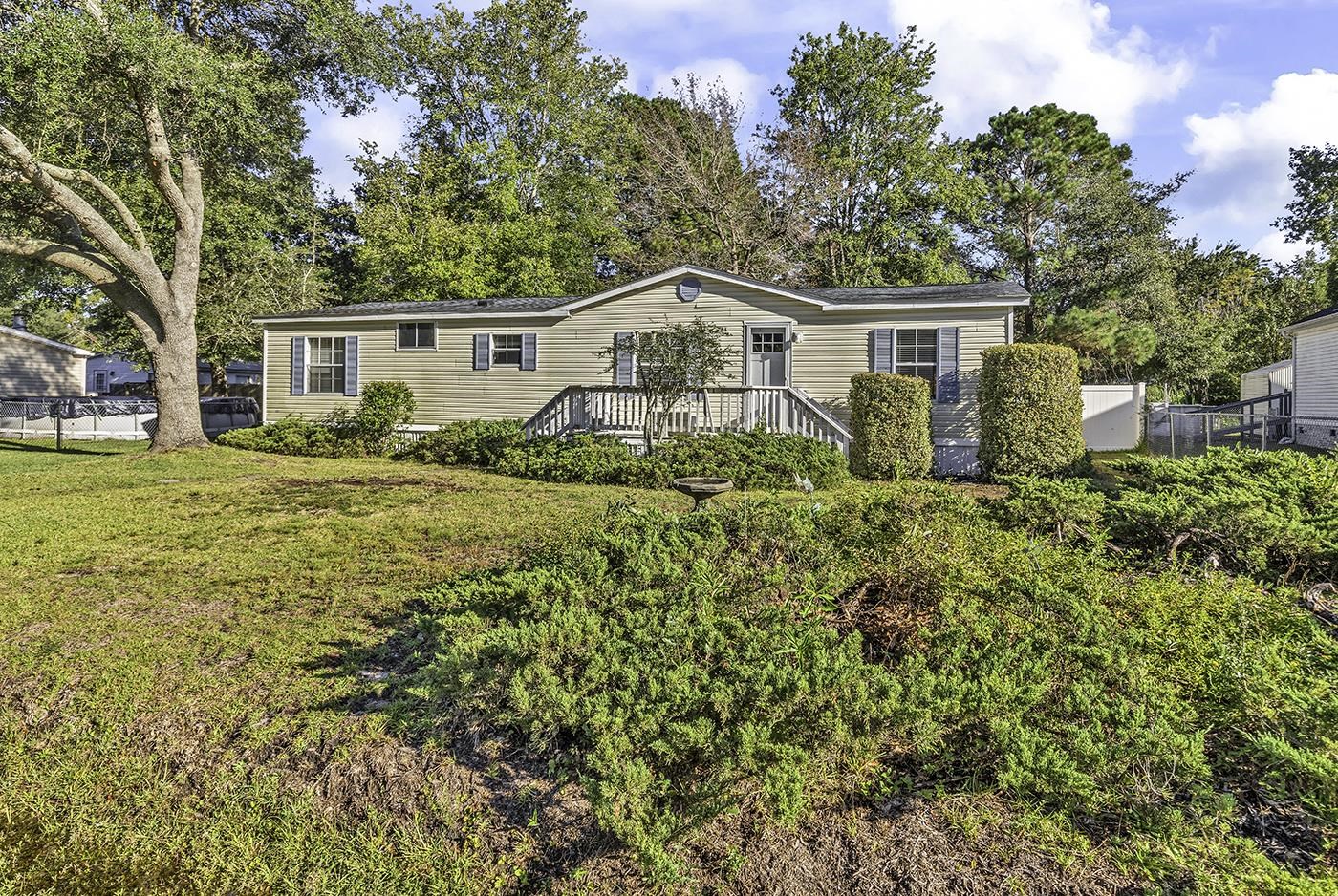 308 Summer Dr. Property Photo 31