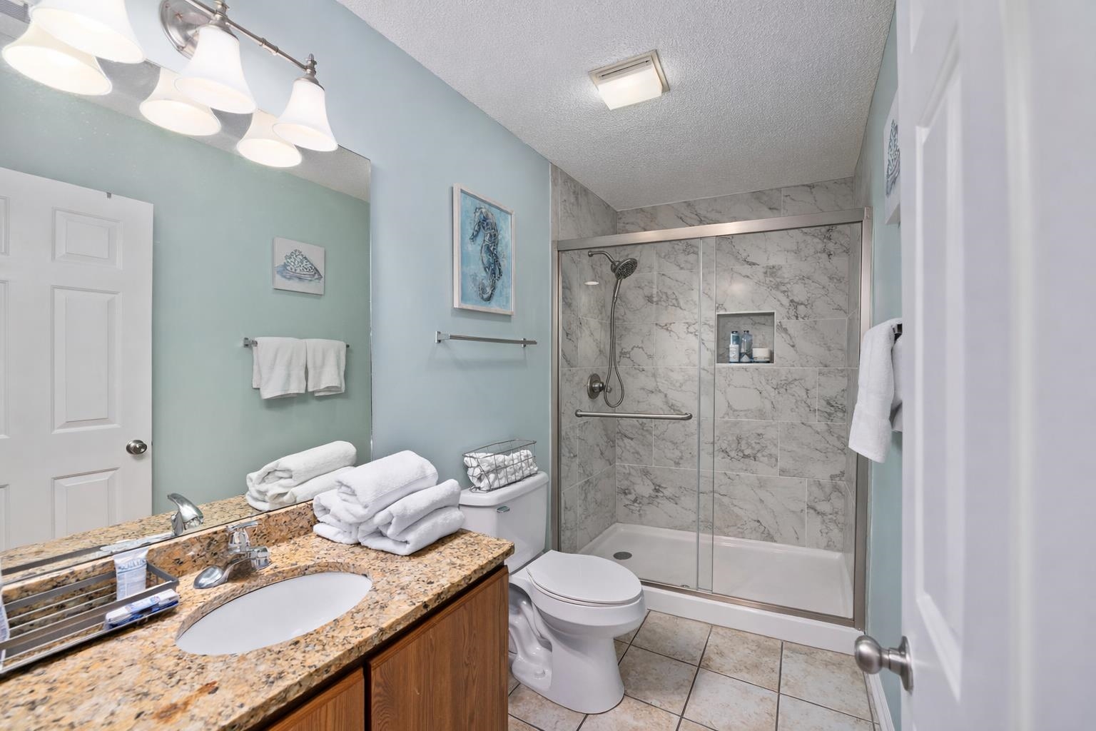 201 Double Eagle Dr. Property Photo 14
