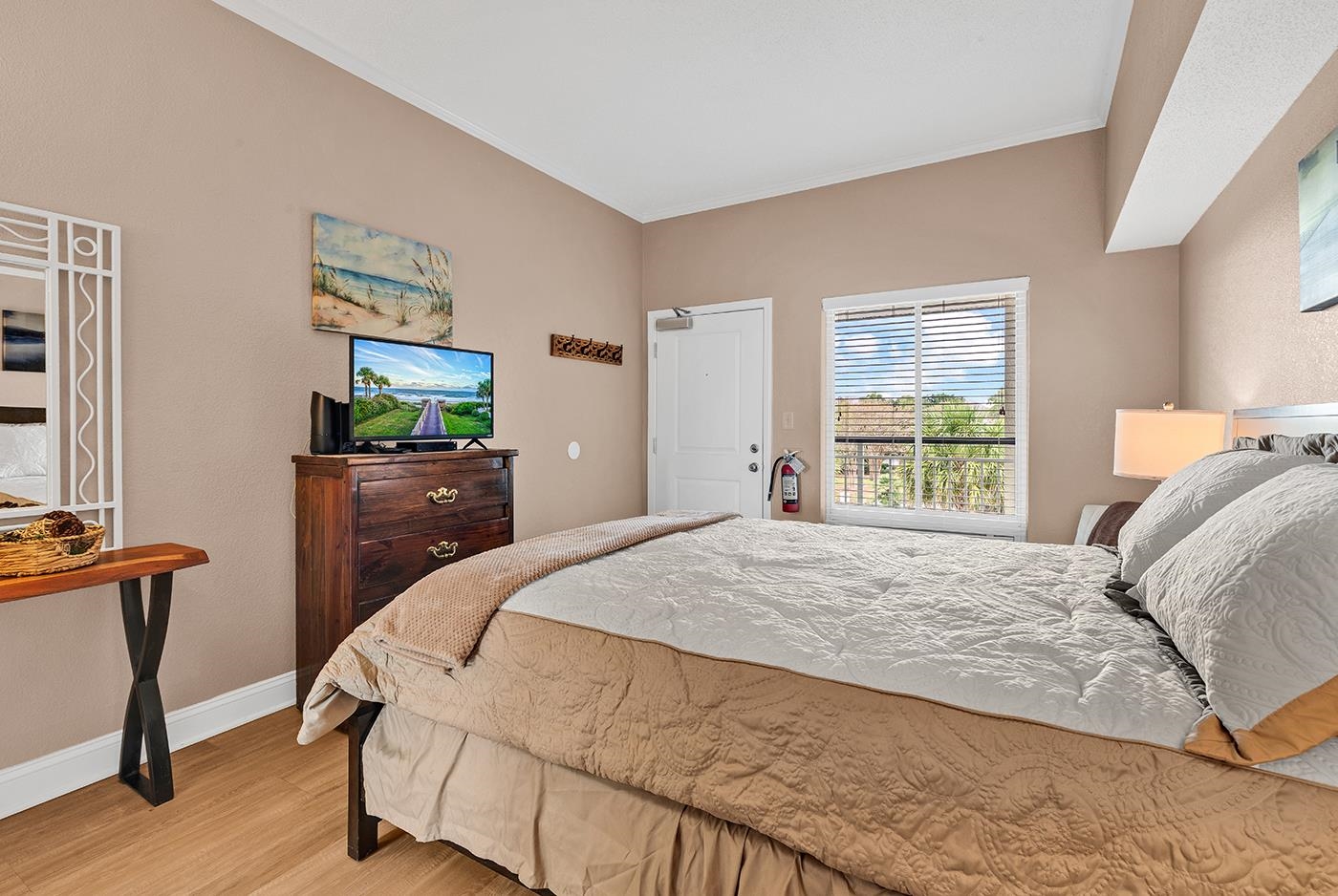 601 Retreat Beach Circle Property Photo 6