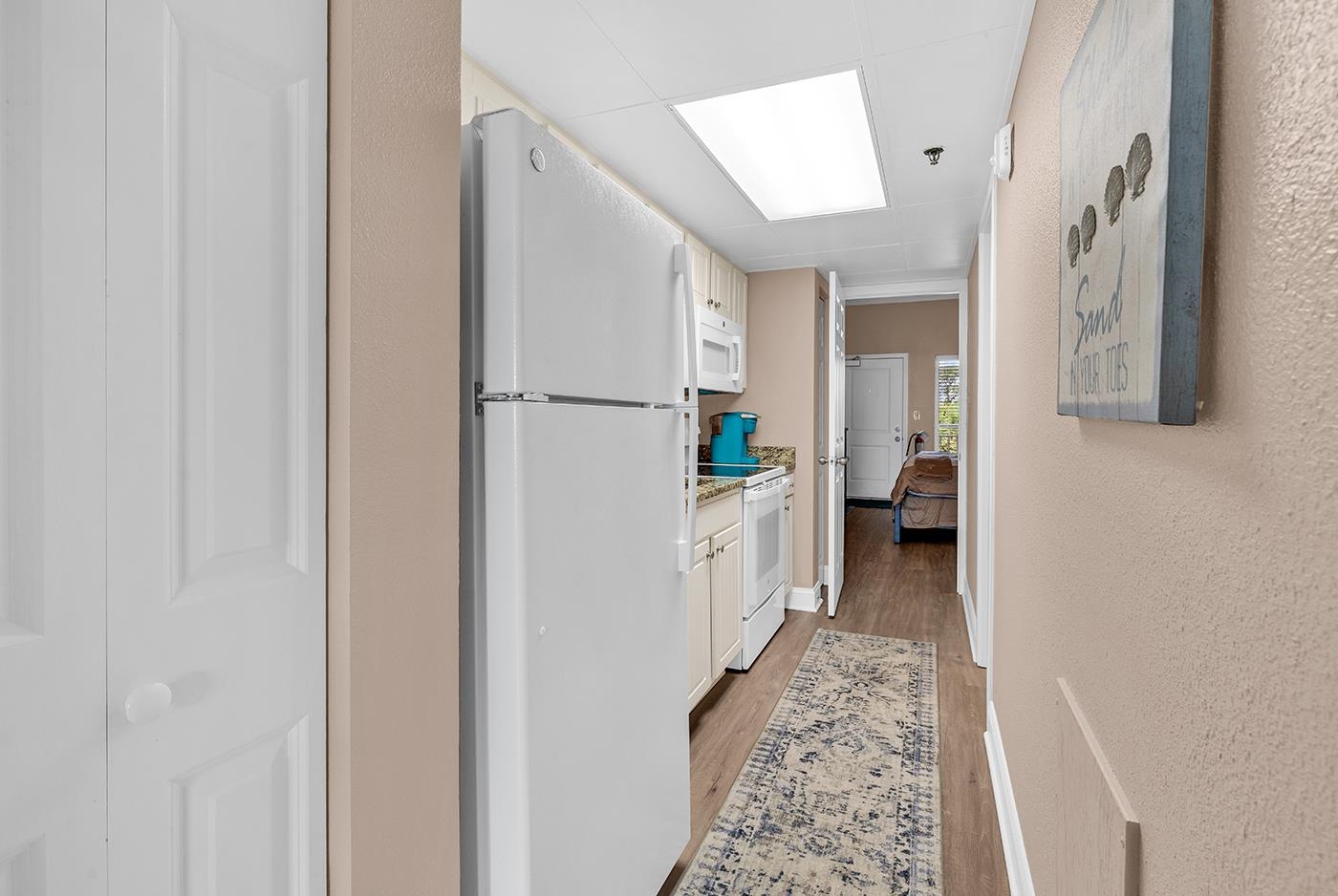 601 Retreat Beach Circle Property Photo 12