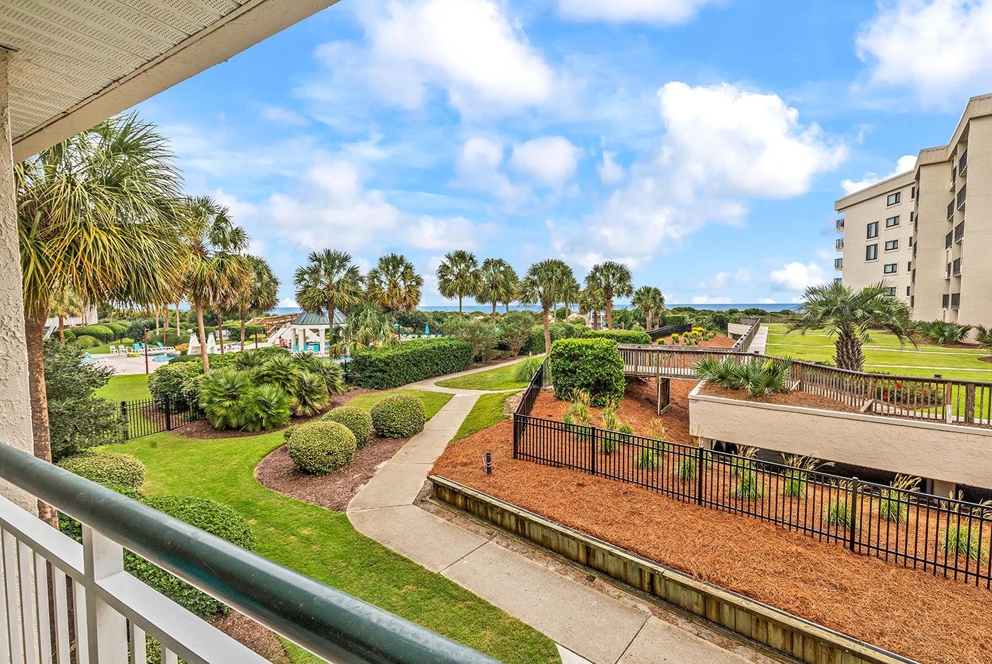 601 Retreat Beach Circle Property Photo 16