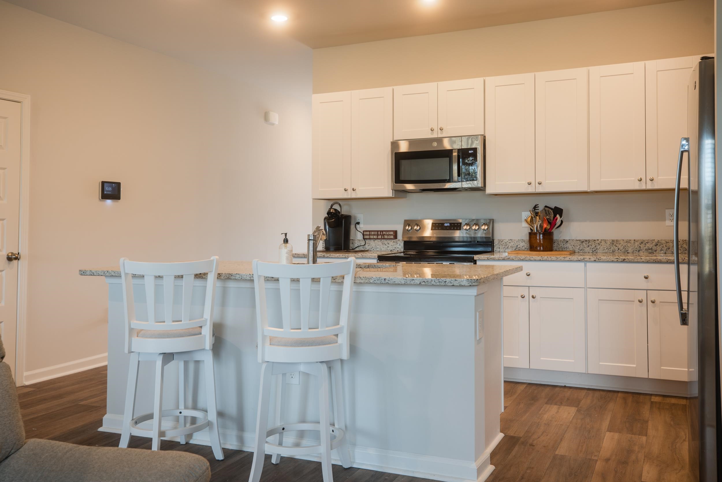 143 Warner Crossing Way Property Photo 6