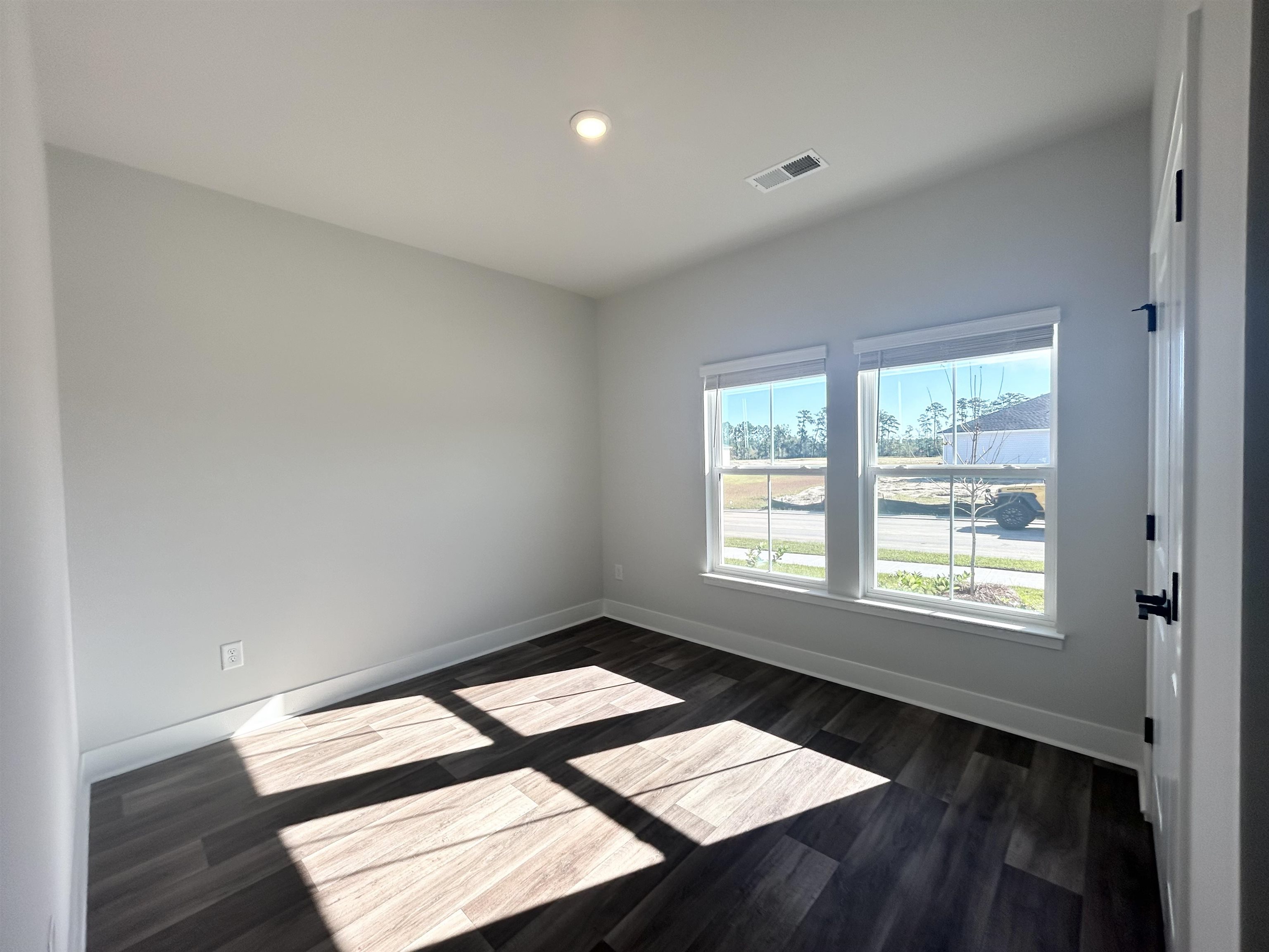 1261 Patchouli Dr. Property Photo 4