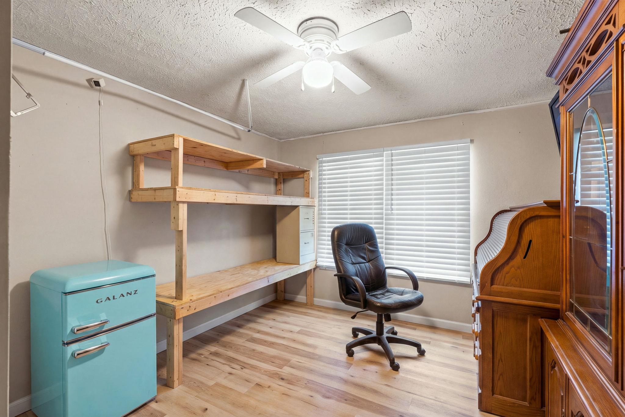 1005 Weslin Creek Dr. Property Photo 16
