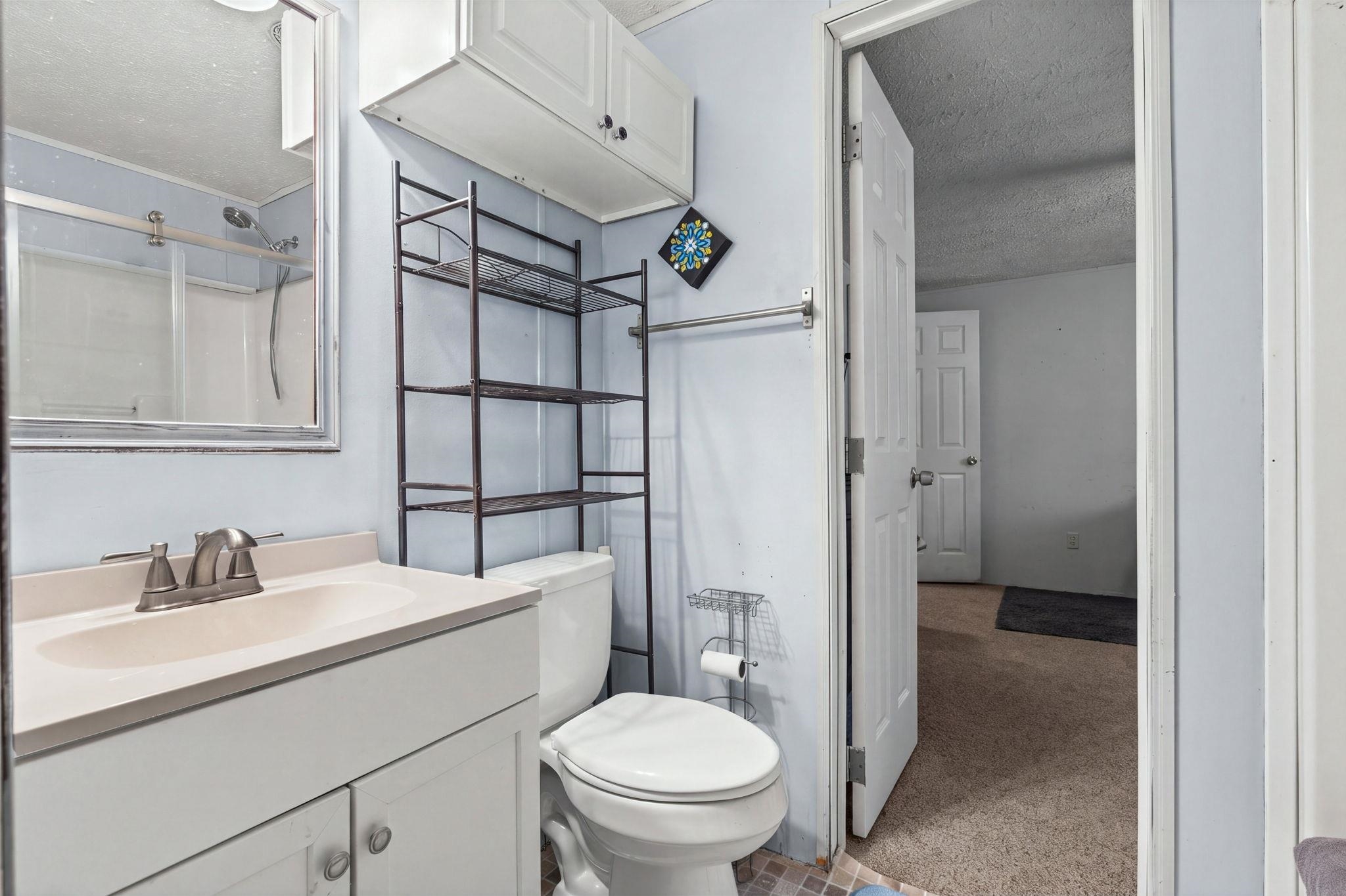 1005 Weslin Creek Dr. Property Photo 21