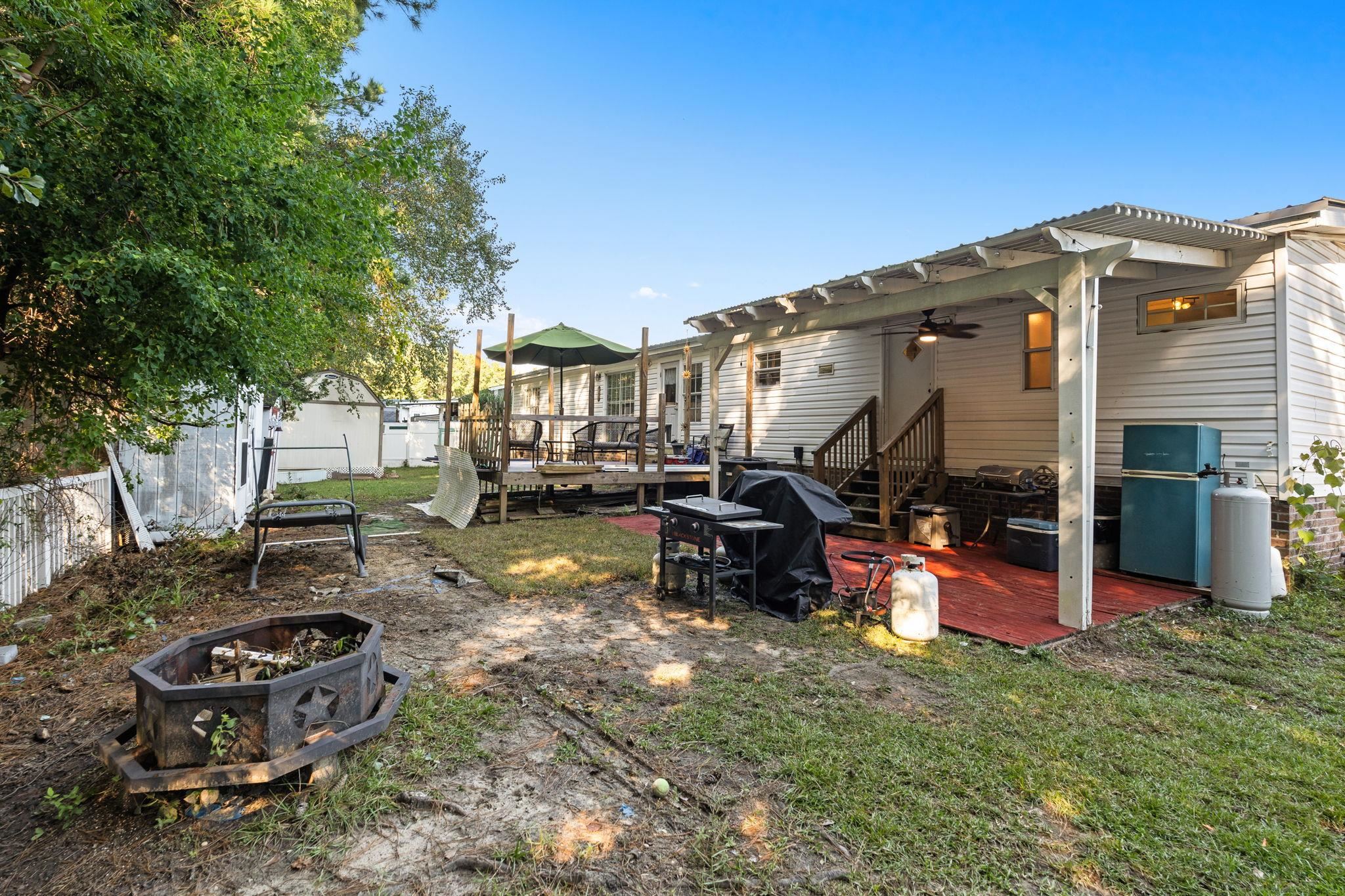 1005 Weslin Creek Dr. Property Photo 35