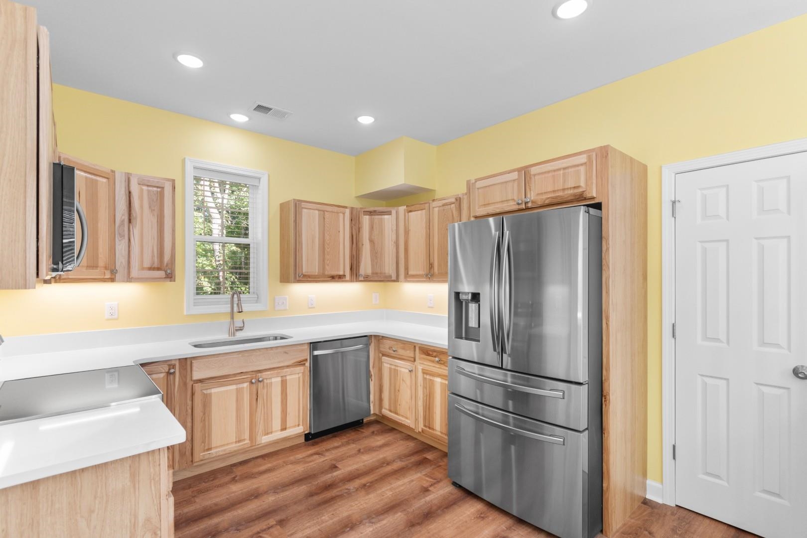 316 Misty Breeze Ln. Property Photo 6